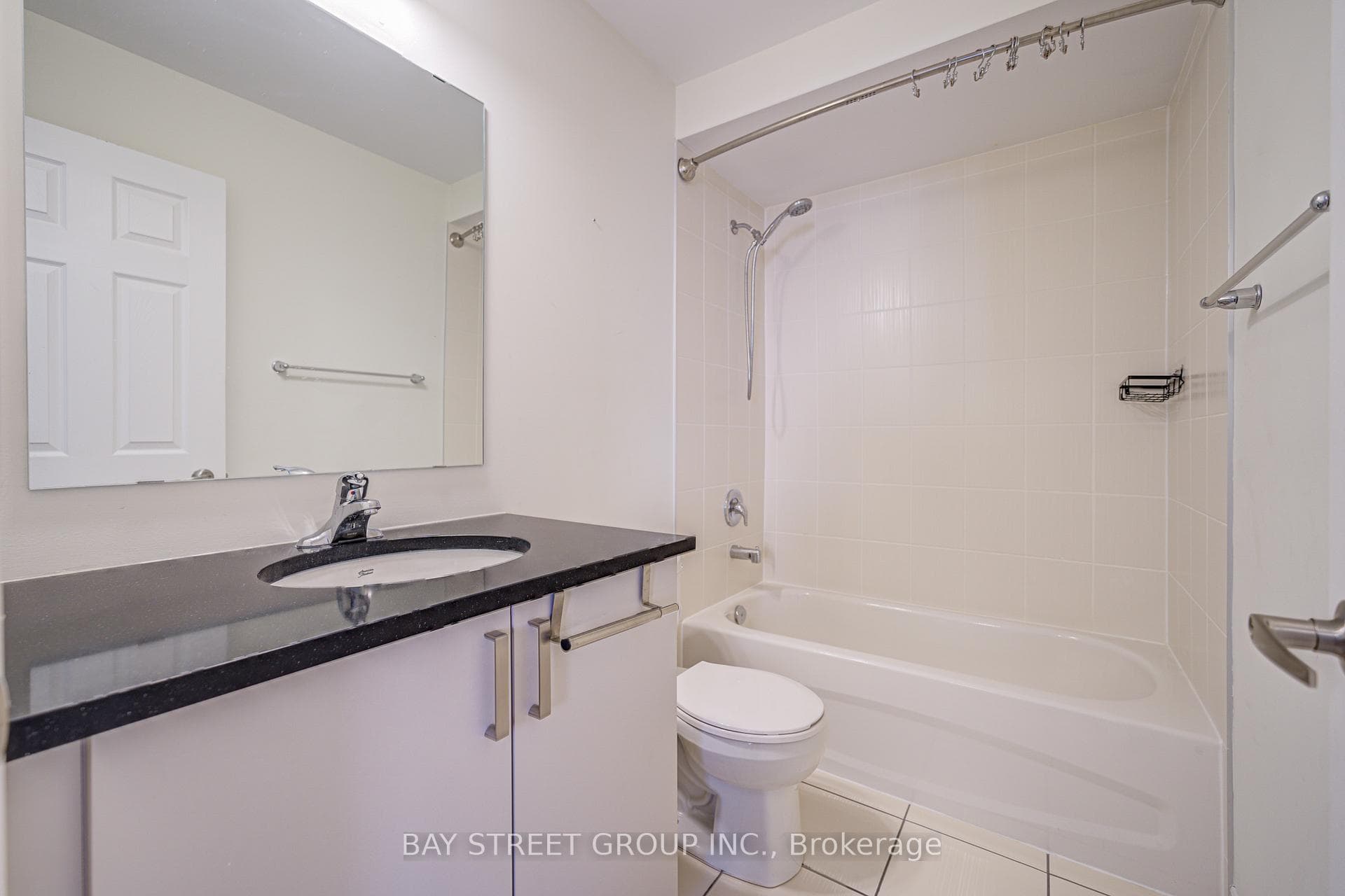 87 Bayardo Drive photo 33