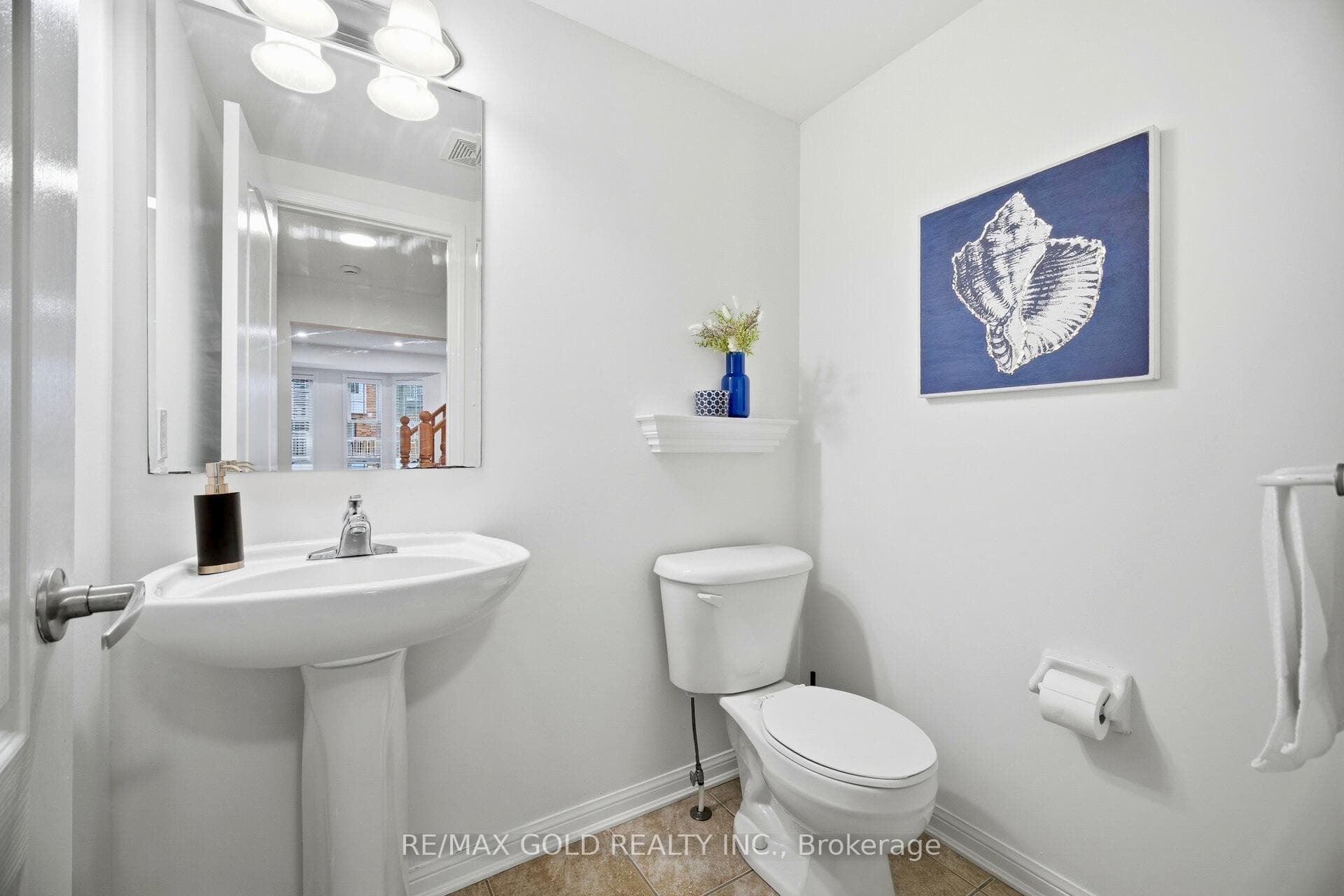 920 Sprague Place photo 16
