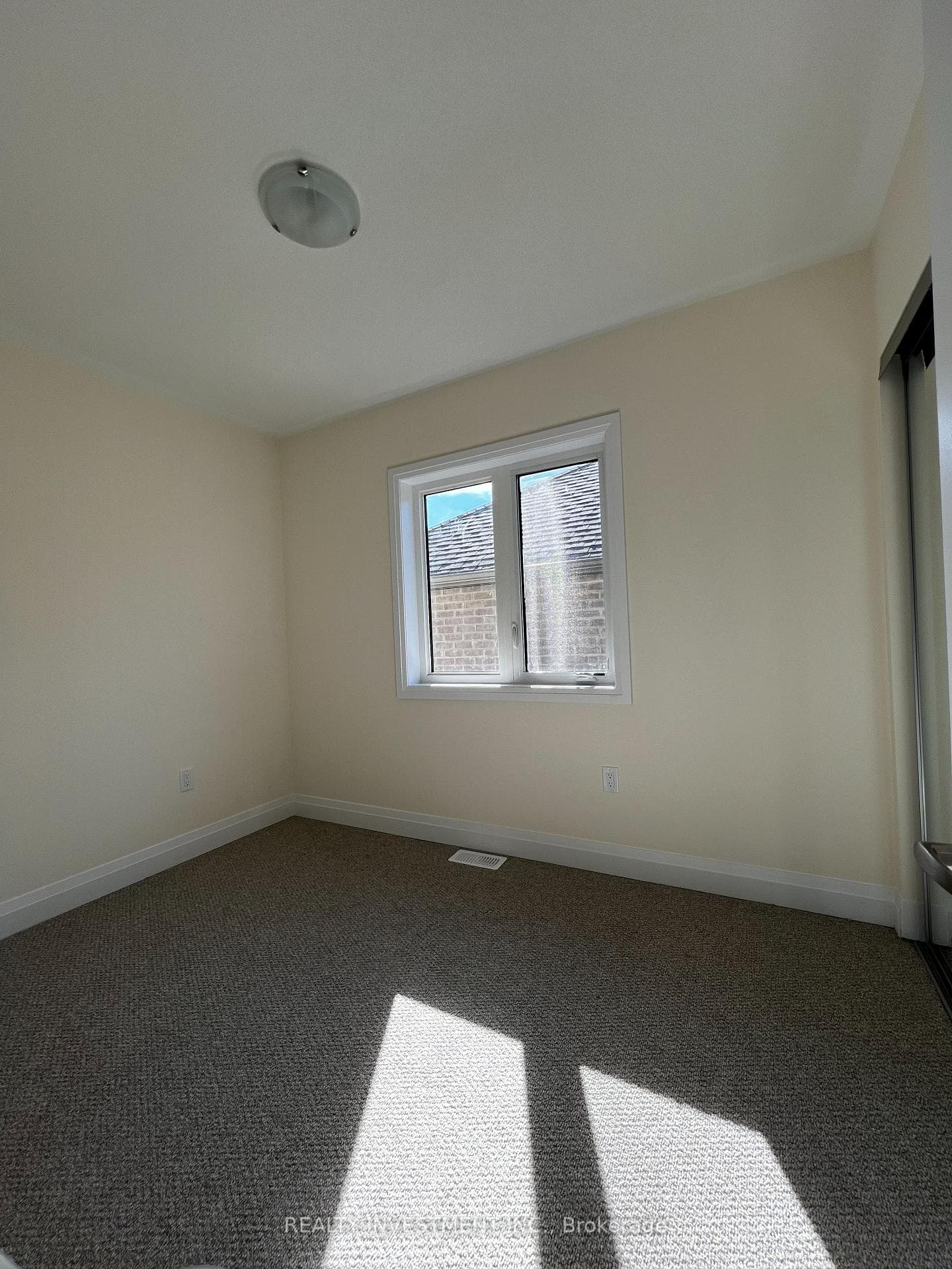 39 Daffodil Road photo 38