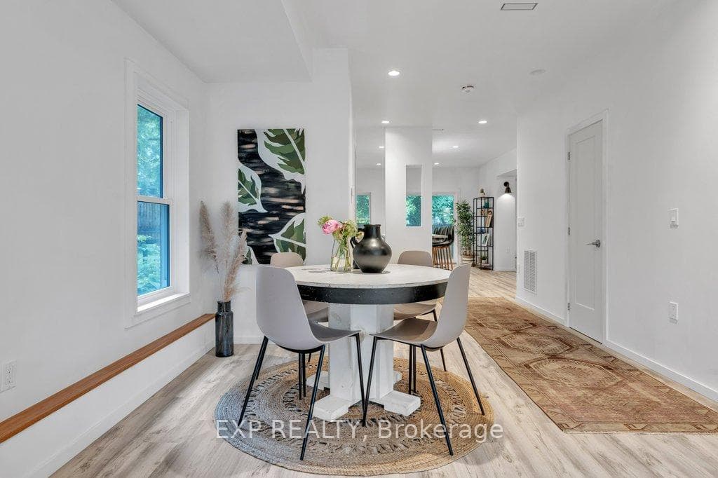 164 Henry Street photo 1