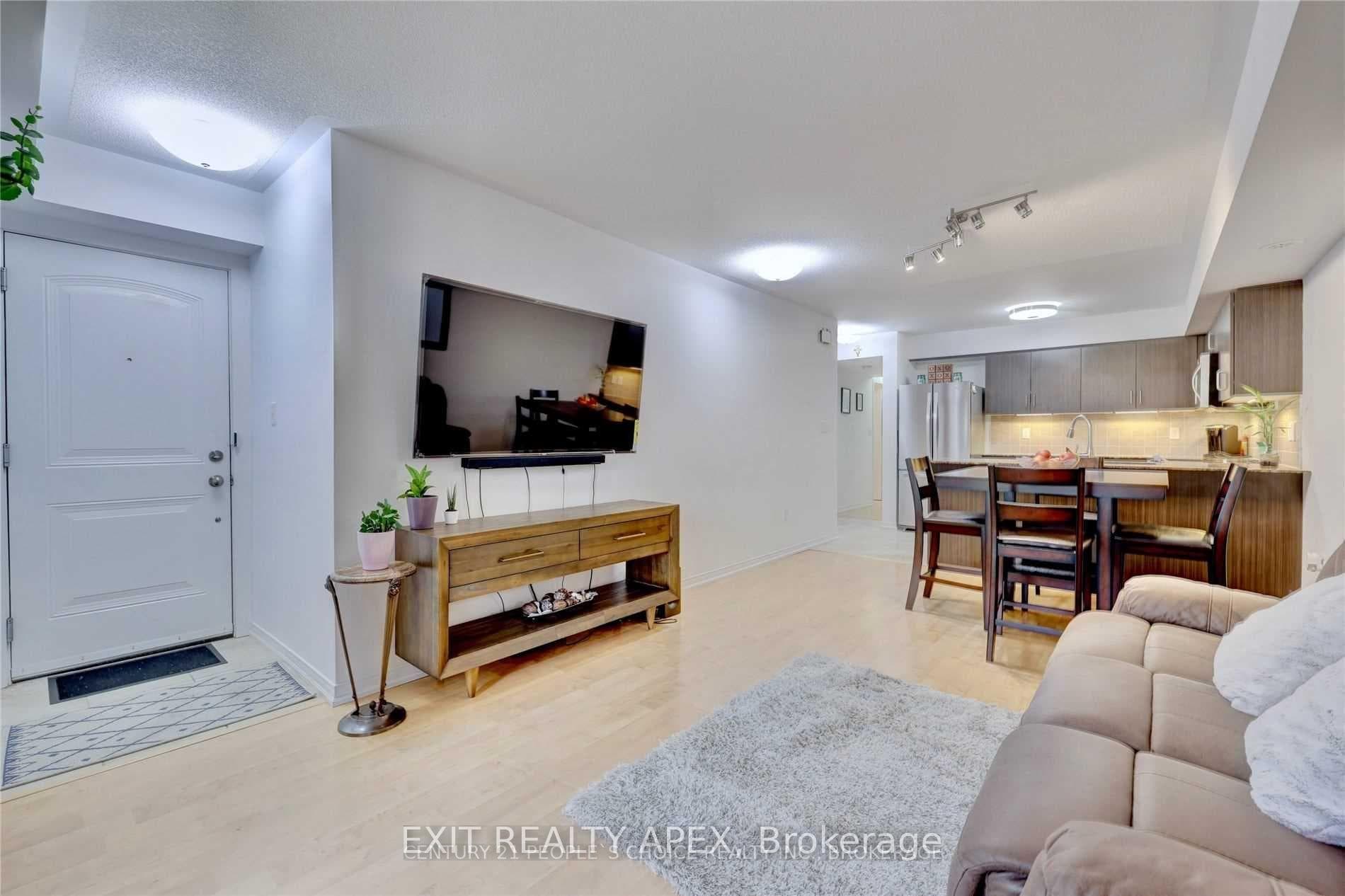2504 Post Road Unit 19 photo 13