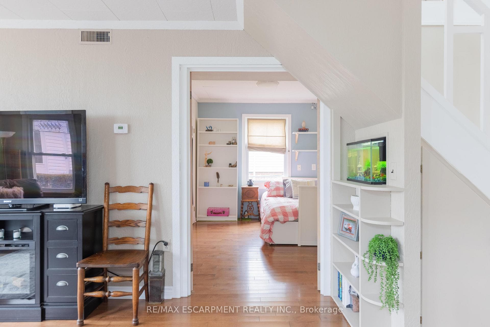 13 Colton Avenue photo 17