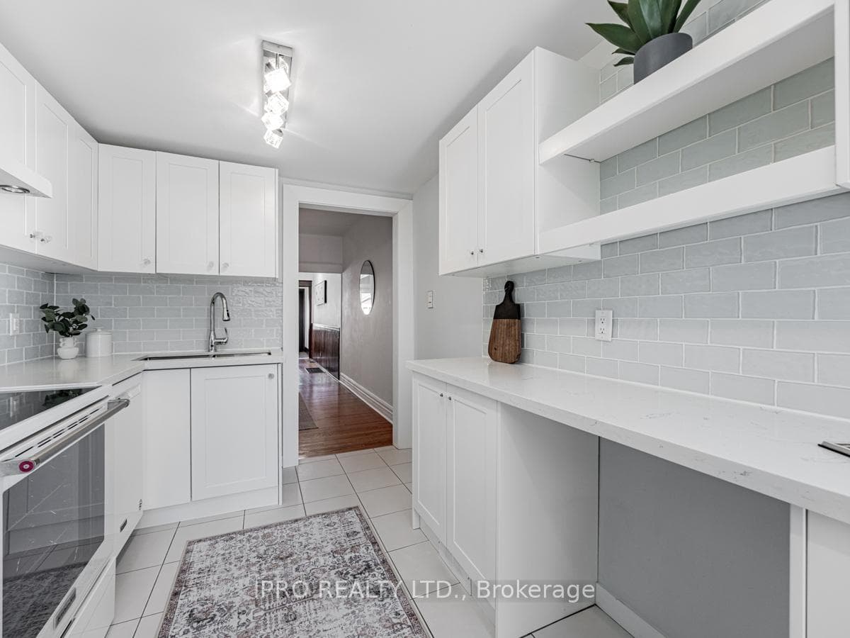 239 Lumsden Avenue photo 20