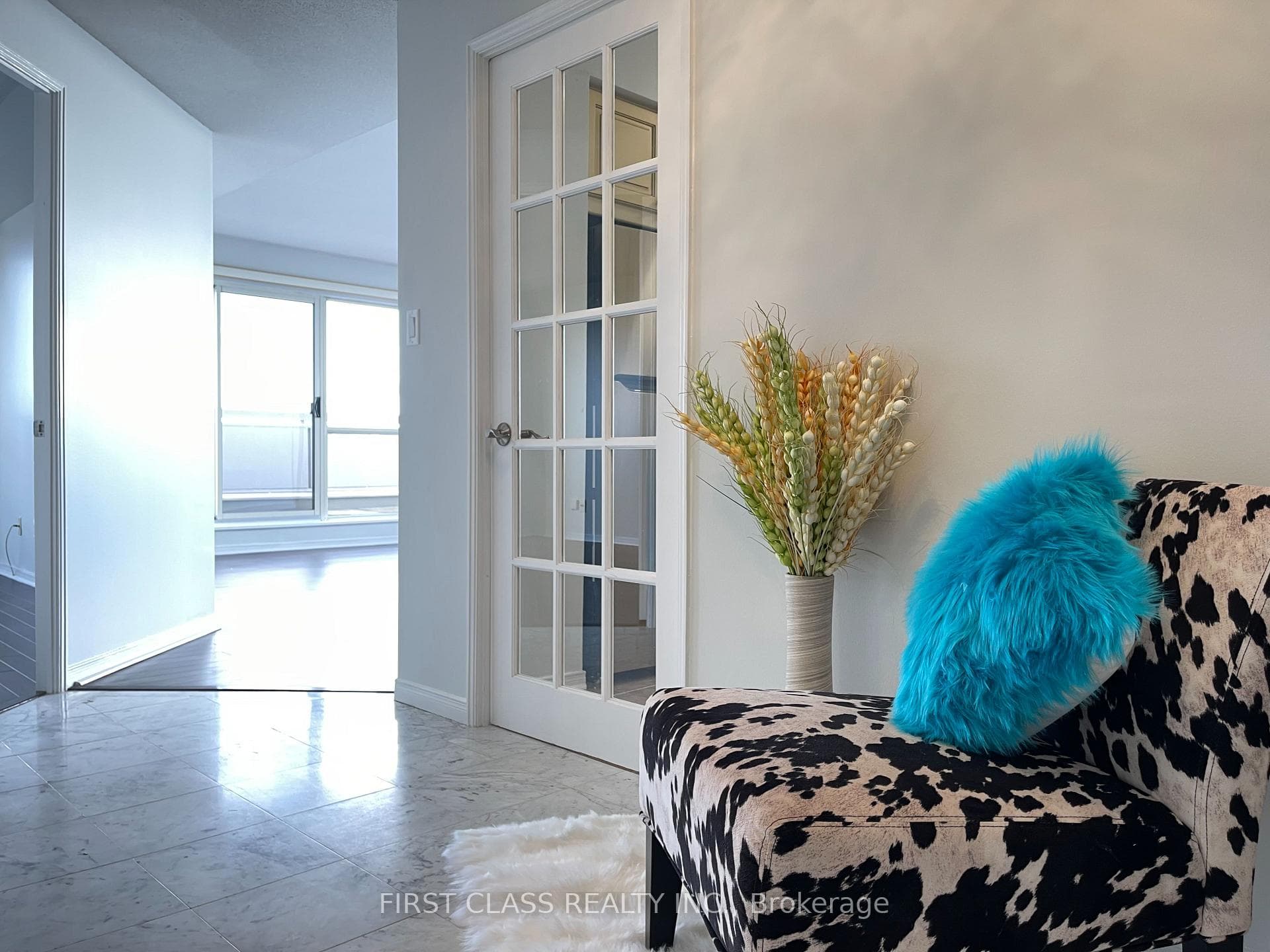2267 Lake Shore Boulevard Unit LPH1103 photo 10
