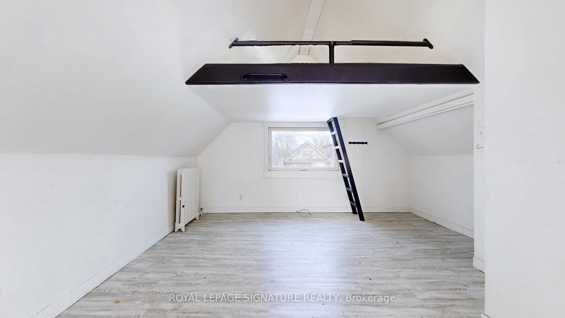 215 Pearson Avenue Unit 4 photo 15