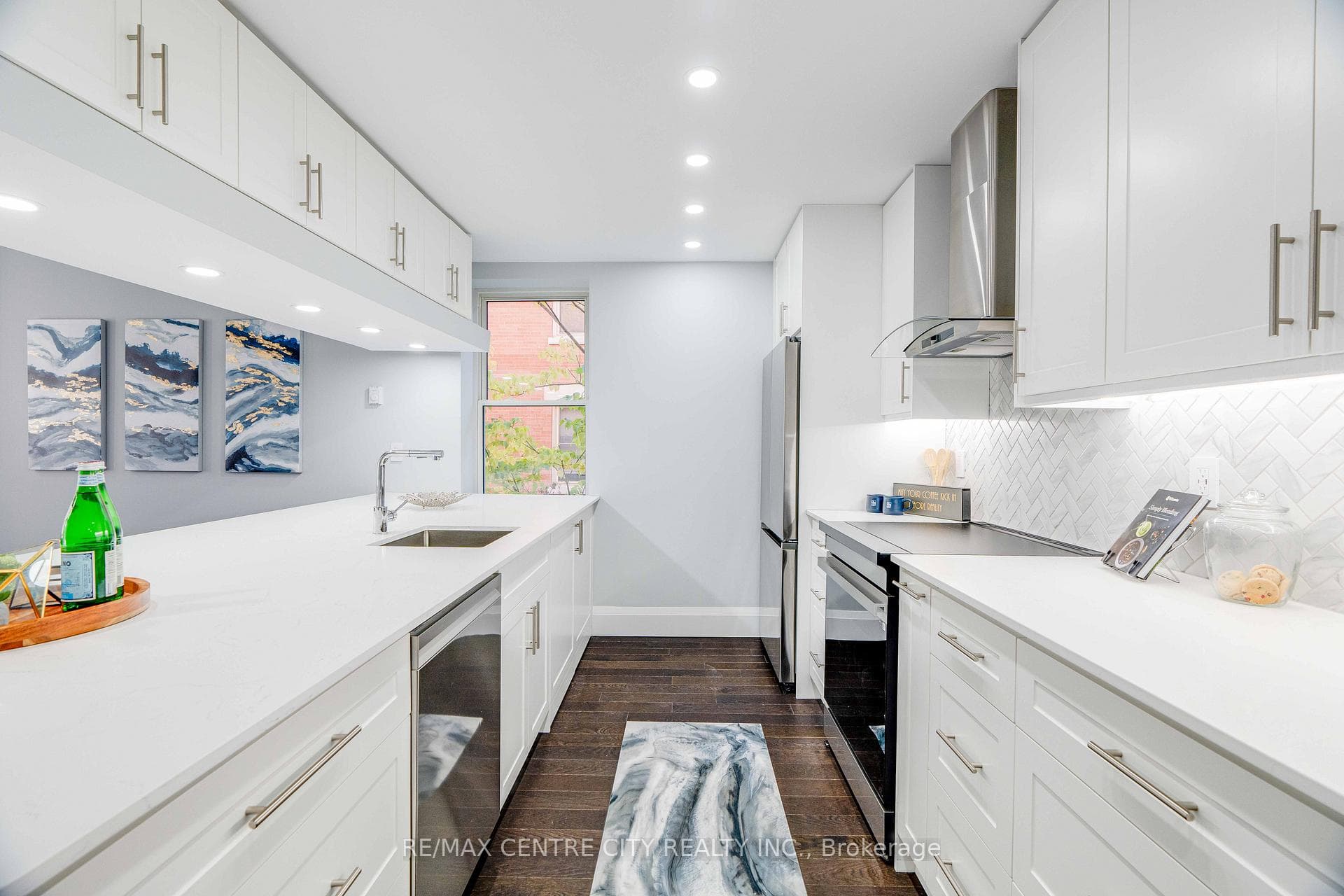 280 Queens Avenue Unit 201 photo 15