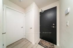 2152 Lawrence Avenue Unit 204 photo 24