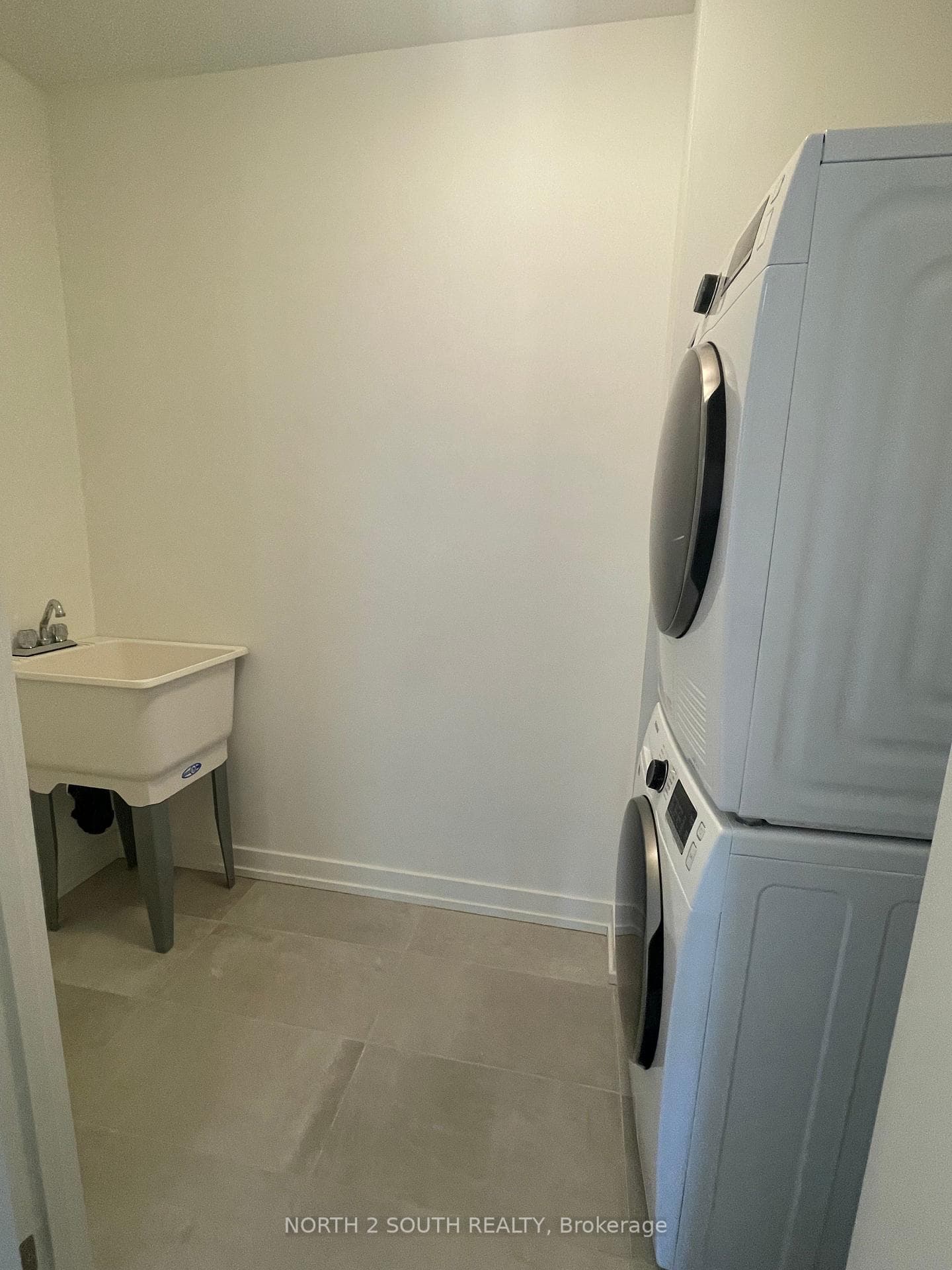 9 Walder Lane Unit 106 photo 25