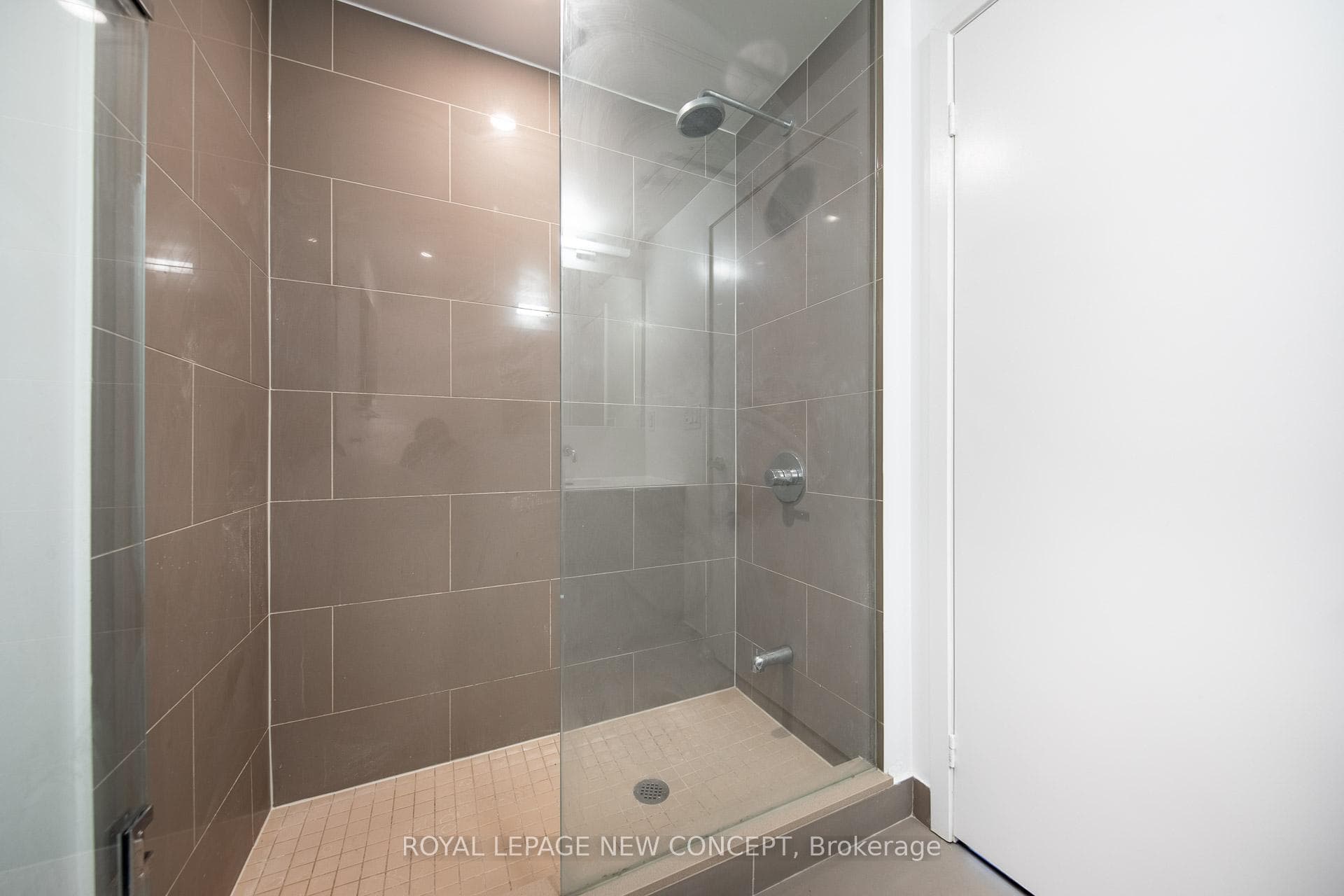 100 Harbour Street Unit 2310 photo 13