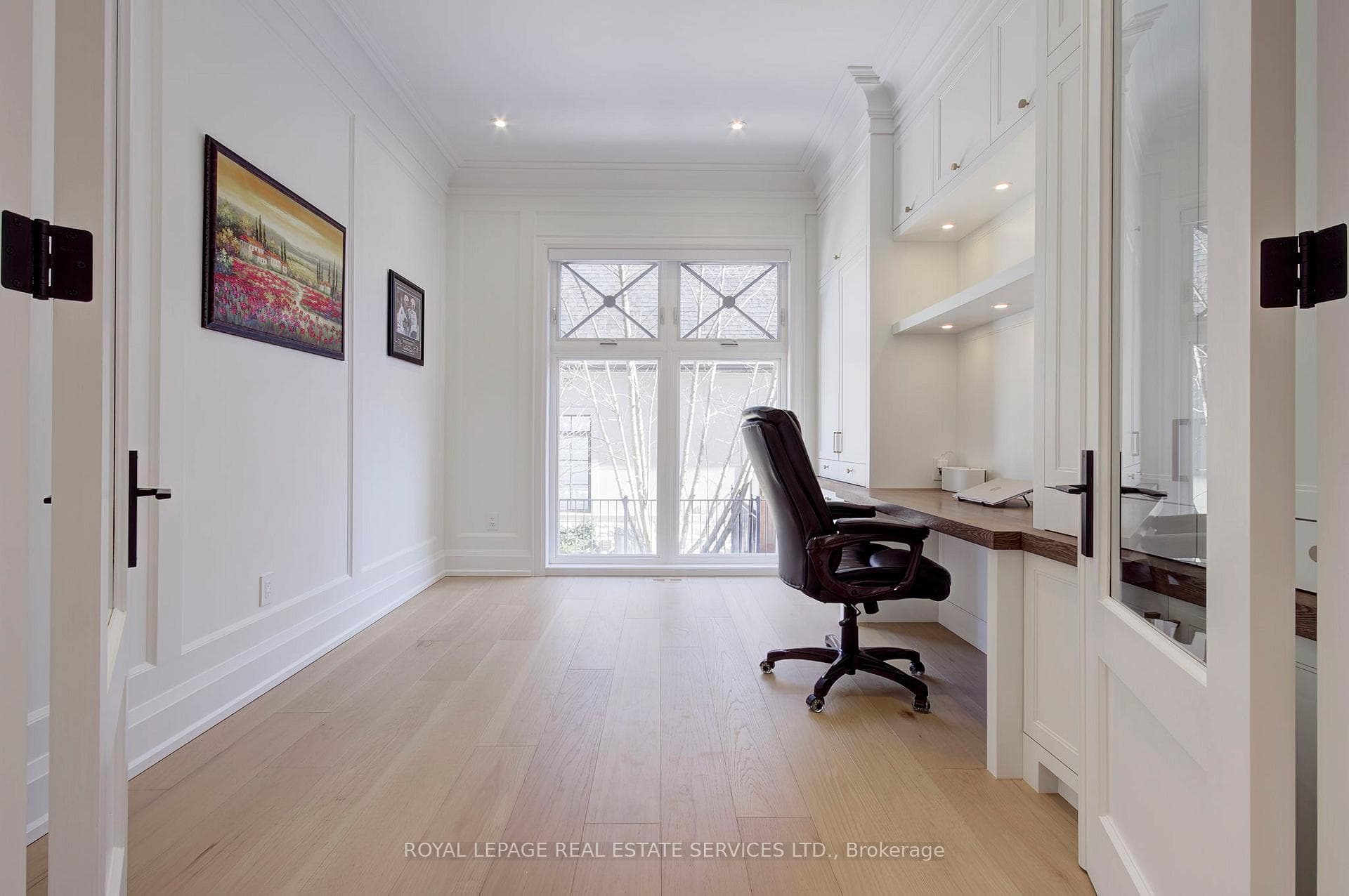 1504 Warren Drive photo 8