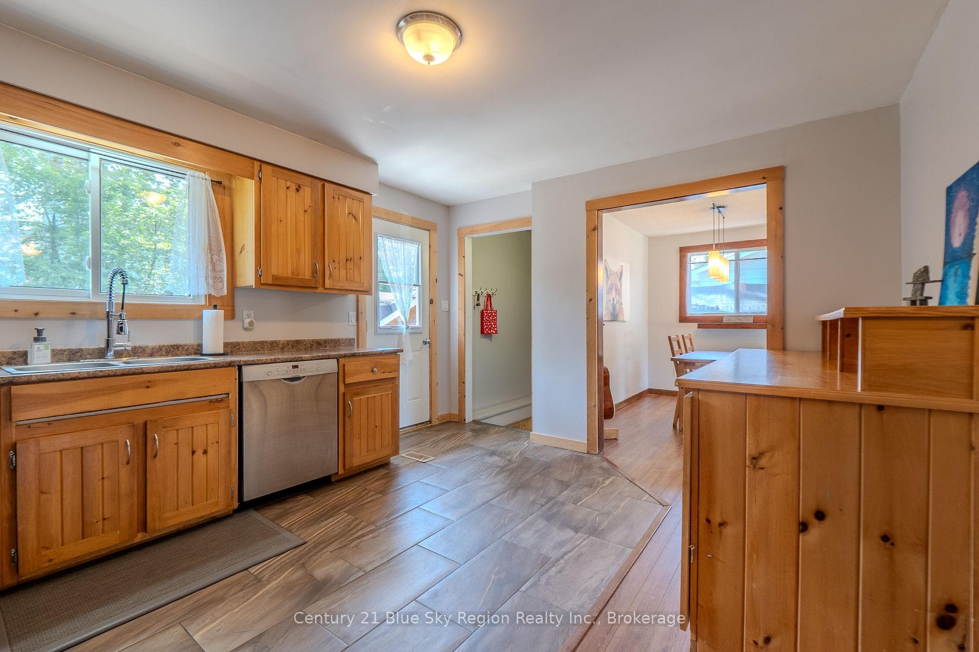 7 Birch Crescent photo 13