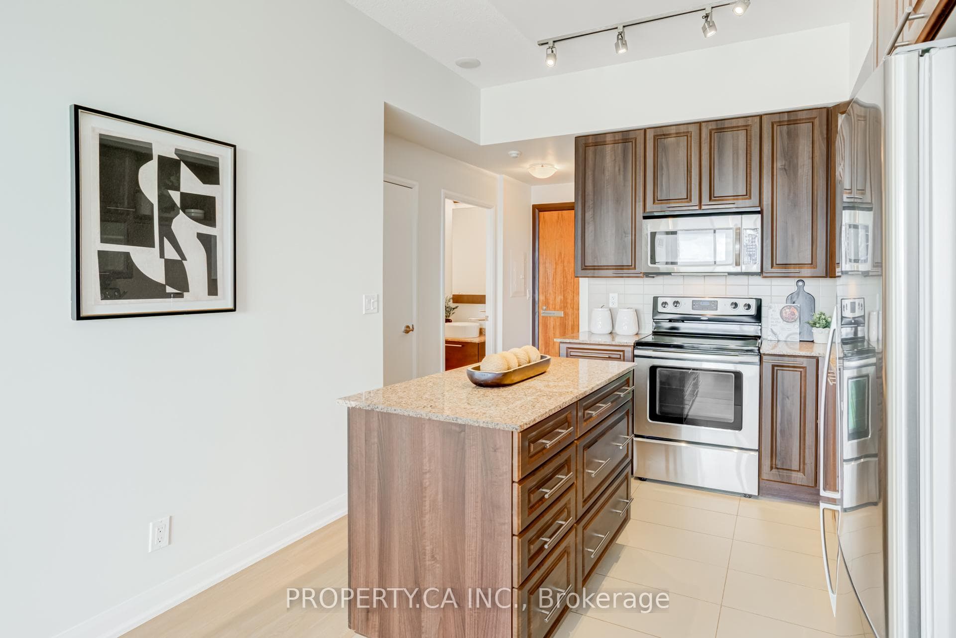 500 Sherbourne Street Unit 2202 photo 10