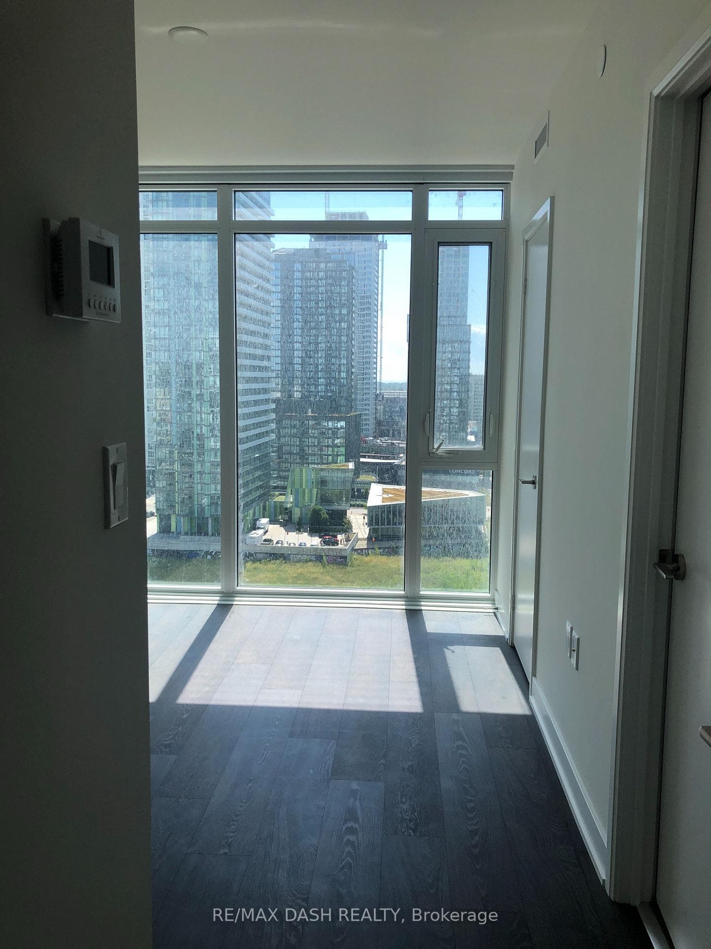27 Bathurst Street Unit 1204W photo 22