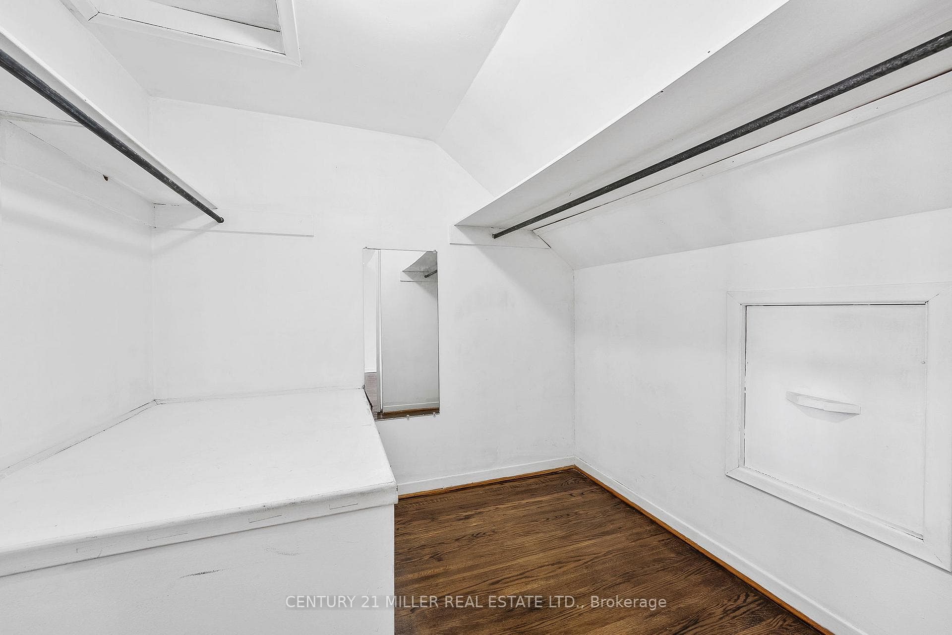 9 Liszt Gate Unit 511 photo 34