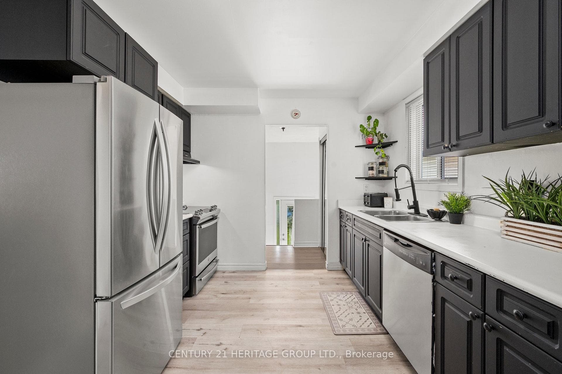 79 Hudson Crescent photo 8