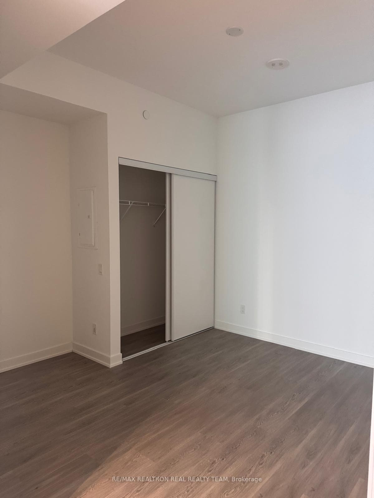 8 Wellesley Street Unit 607 photo 23