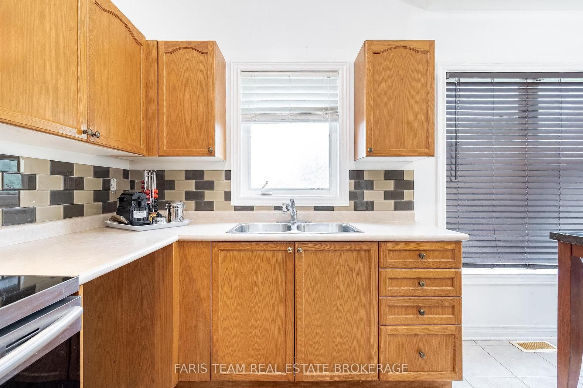 1244 Mary-Lou Street photo 7