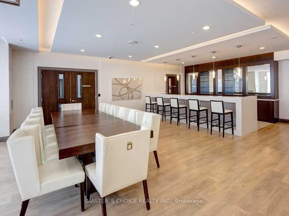 7171 Yonge Street Unit 2311 photo 29