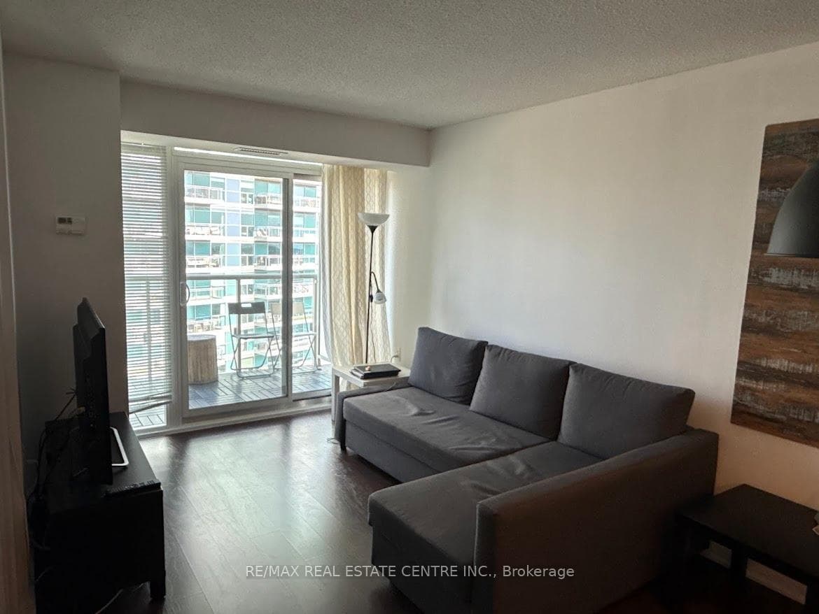 125 Western Battery Road Unit 1705 photo 6