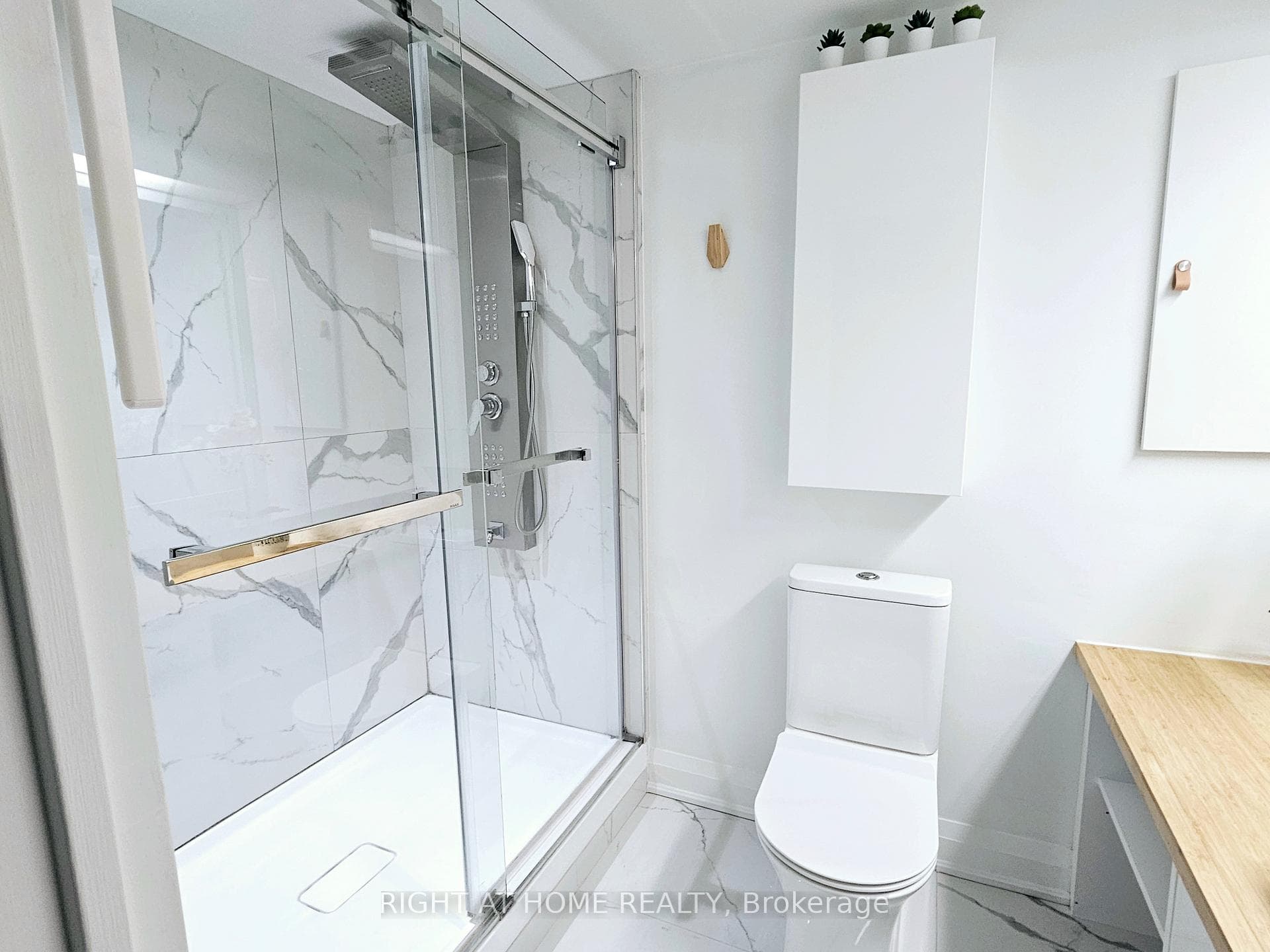 65 Harbour Square Unit 3306 photo 15