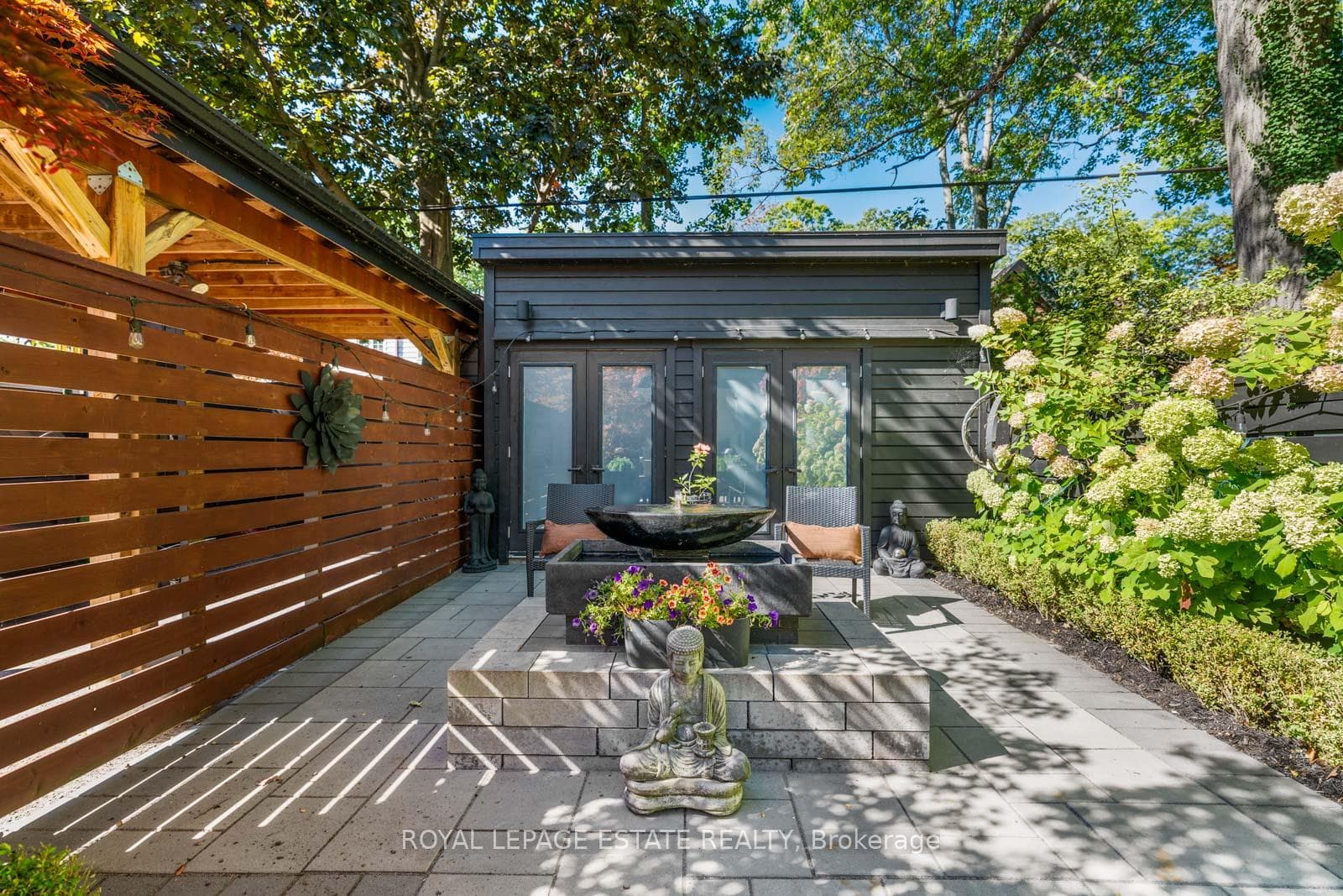 242 Willow Avenue photo 40