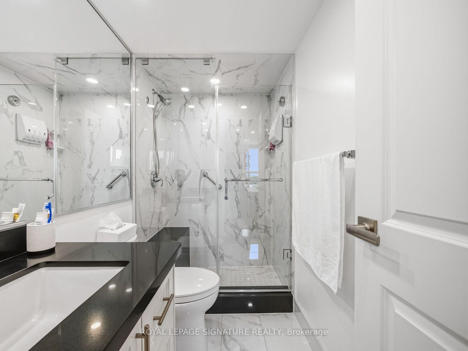 100 Canyon Avenue Unit 906 photo 13
