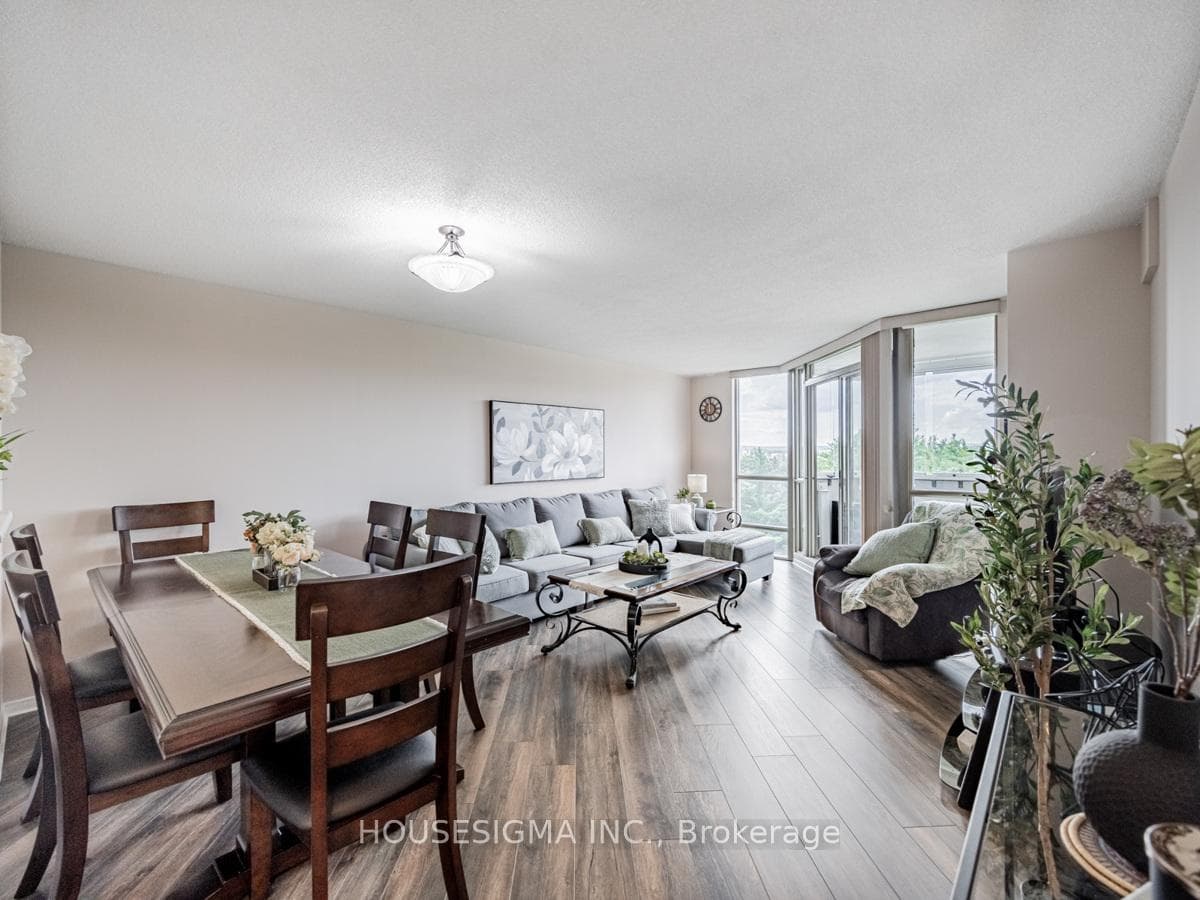 20 Mcfarlane Drive Unit 604 photo 3