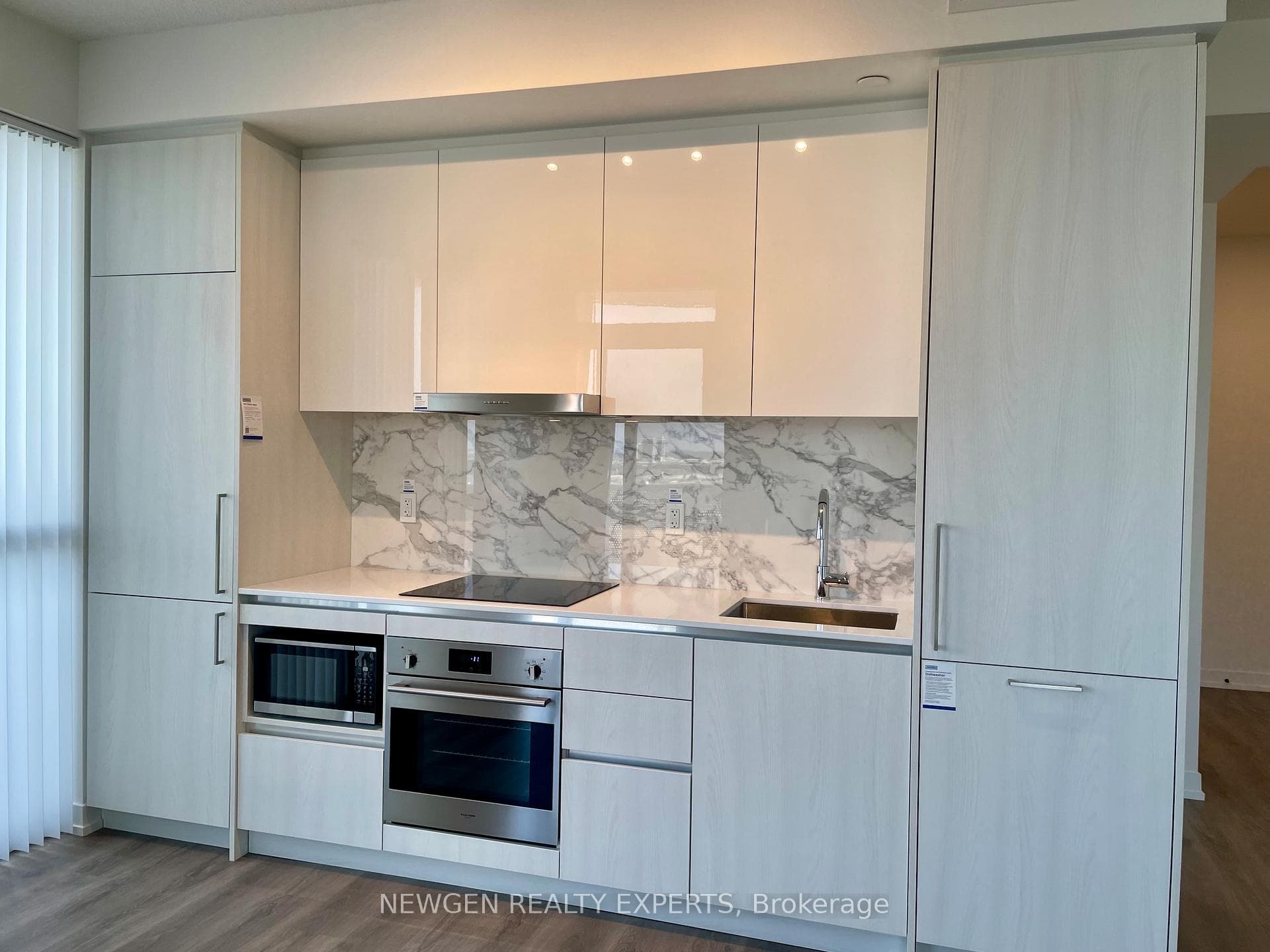225 Commerce Street Unit 1512 photo 11