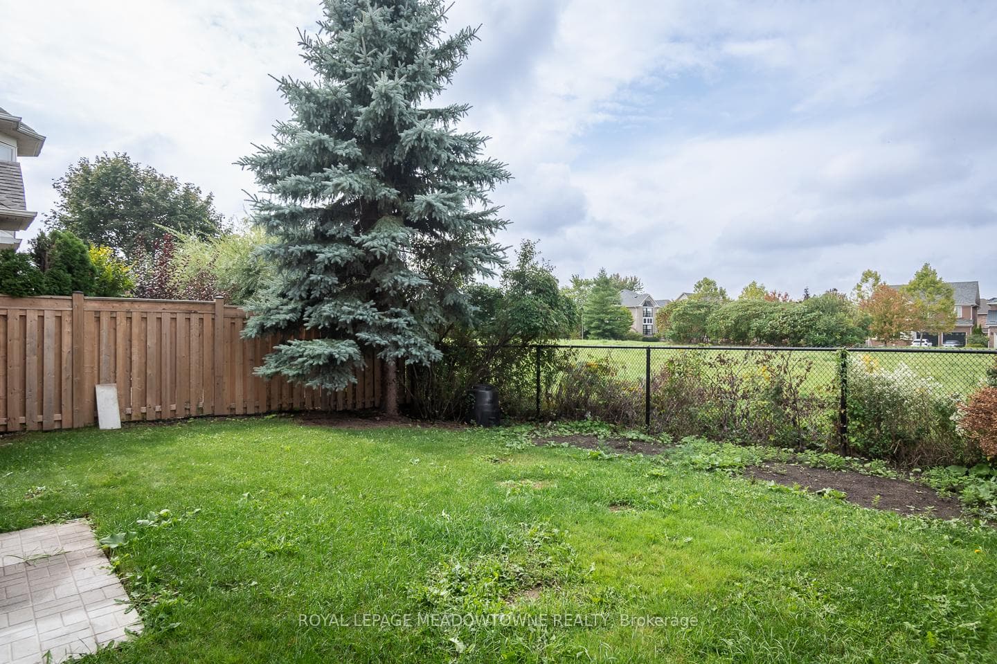 833 Watson Terrace photo 39