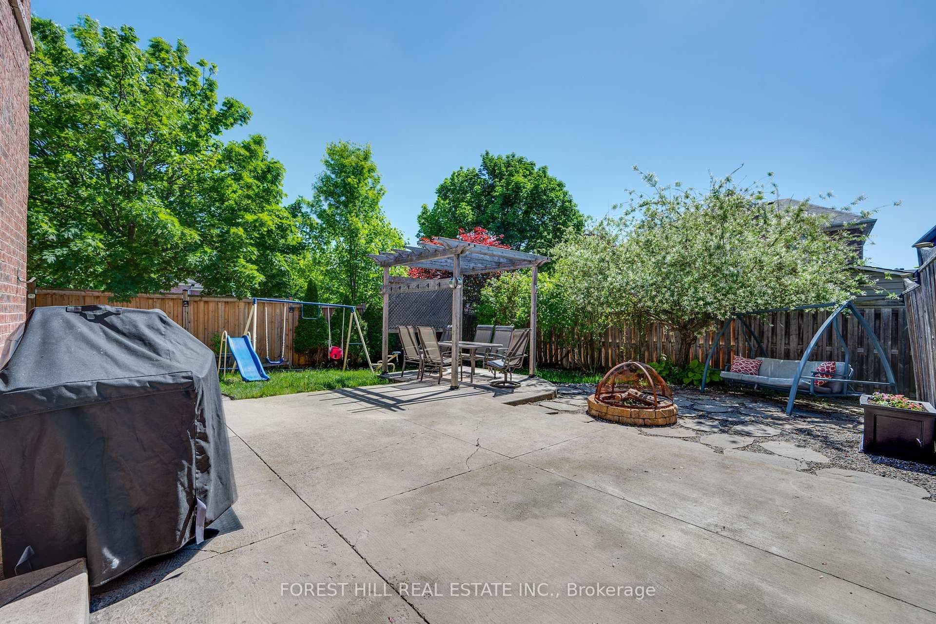 59 Banbrooke Crescent photo 26