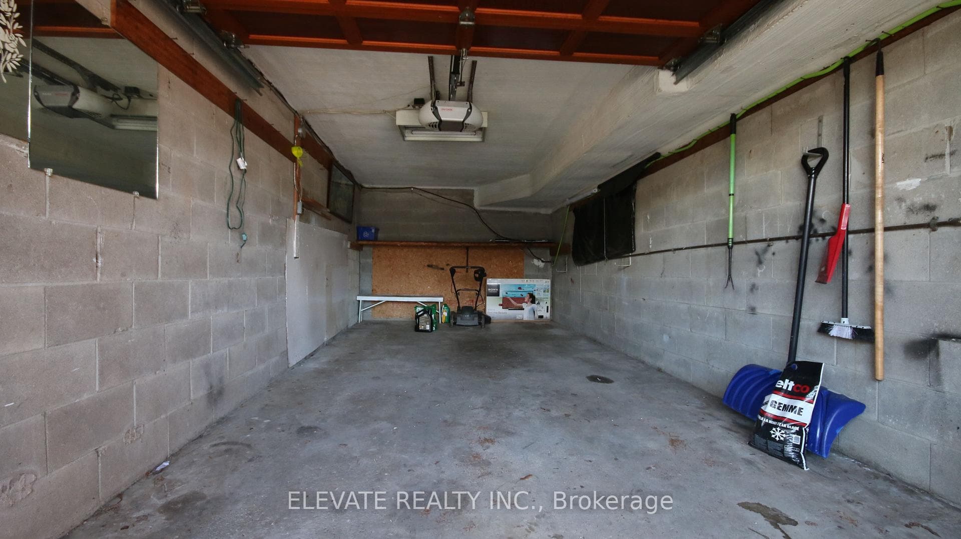 42 Navaho Drive Unit Upper photo 30