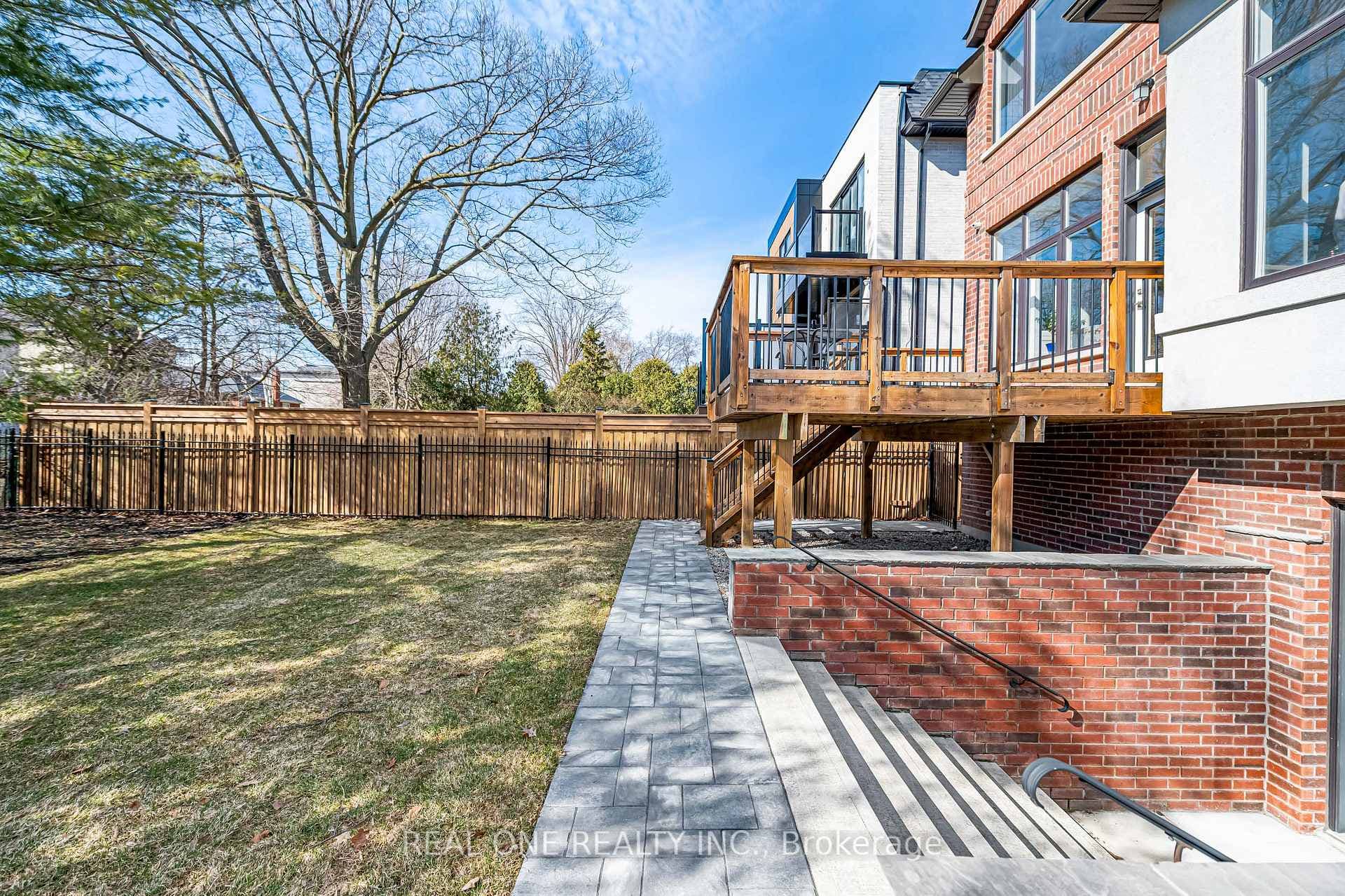 241 Florence Avenue photo 46