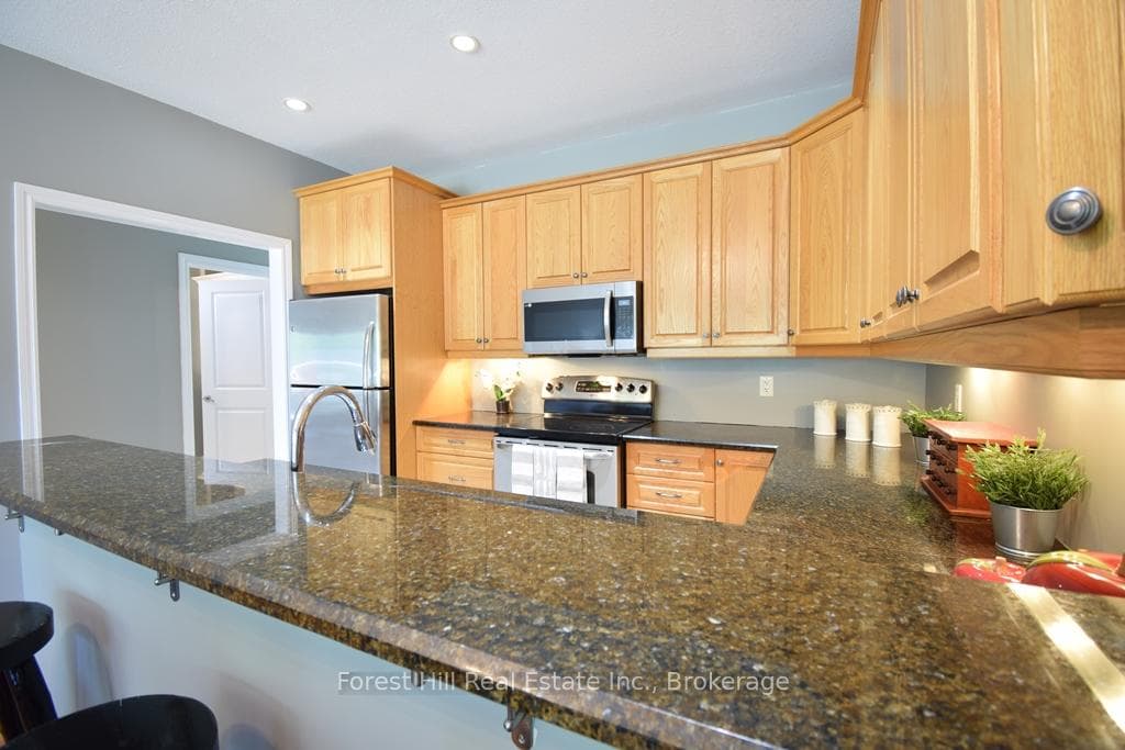 38 Webb Circle Unit 6 photo 10