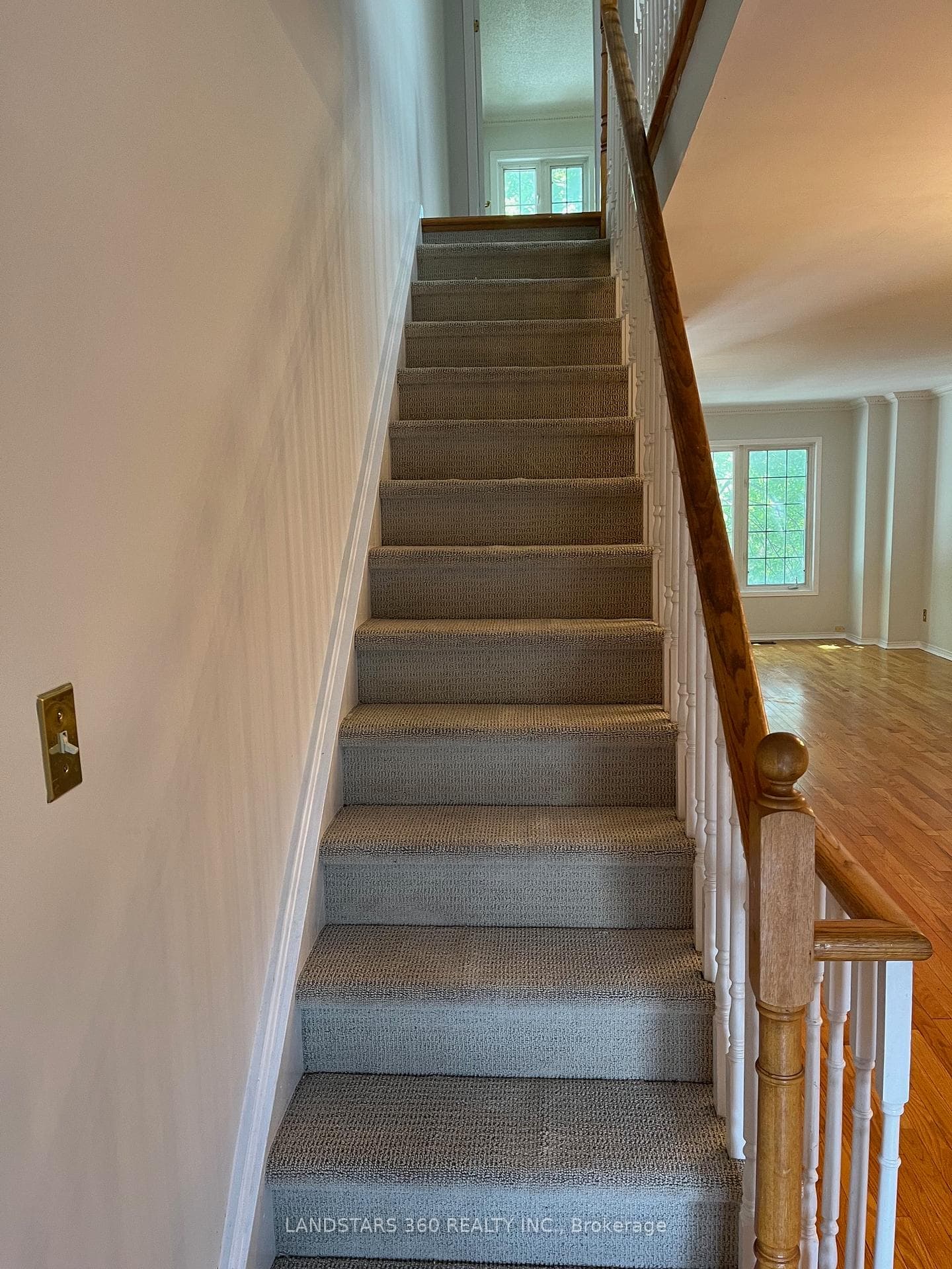 43 Leslie Street photo 18