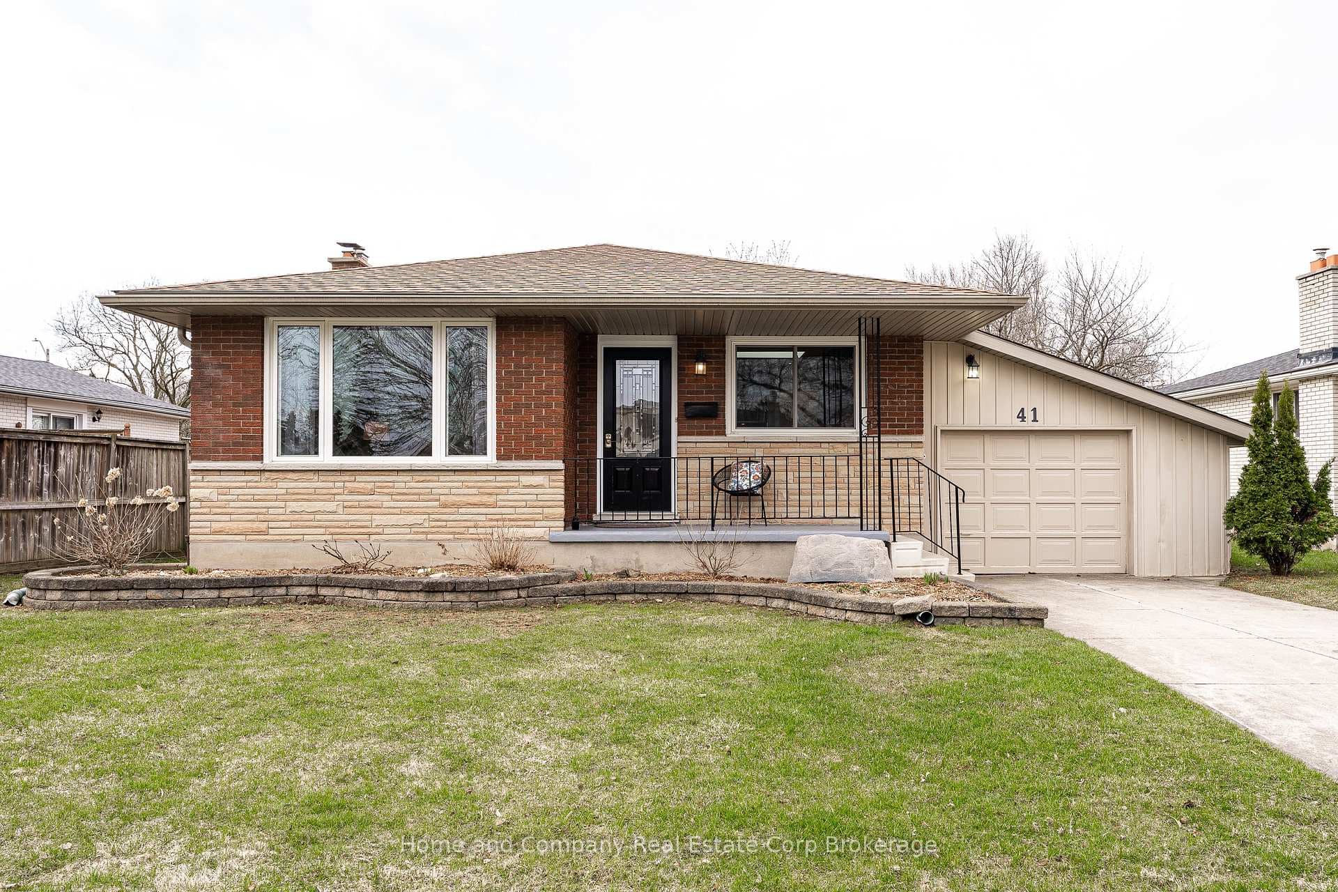 41 Dorland Drive photo 1