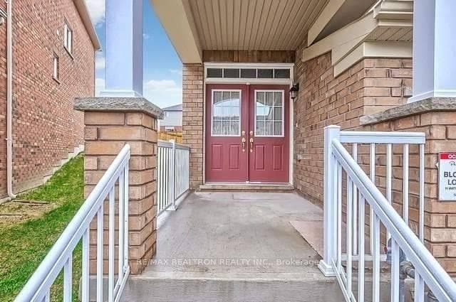 11 Matthewson Avenue photo 3