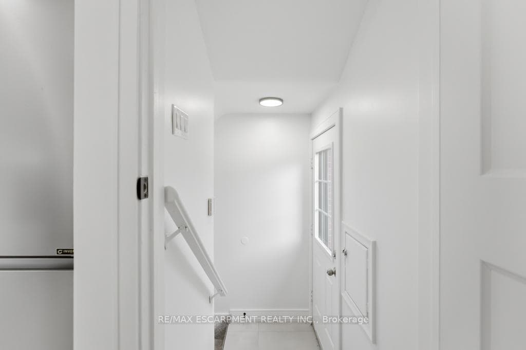 173 WEST 19TH Street photo 17