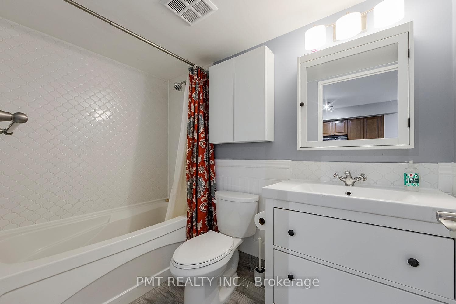 230 King Street Unit 1403 photo 12