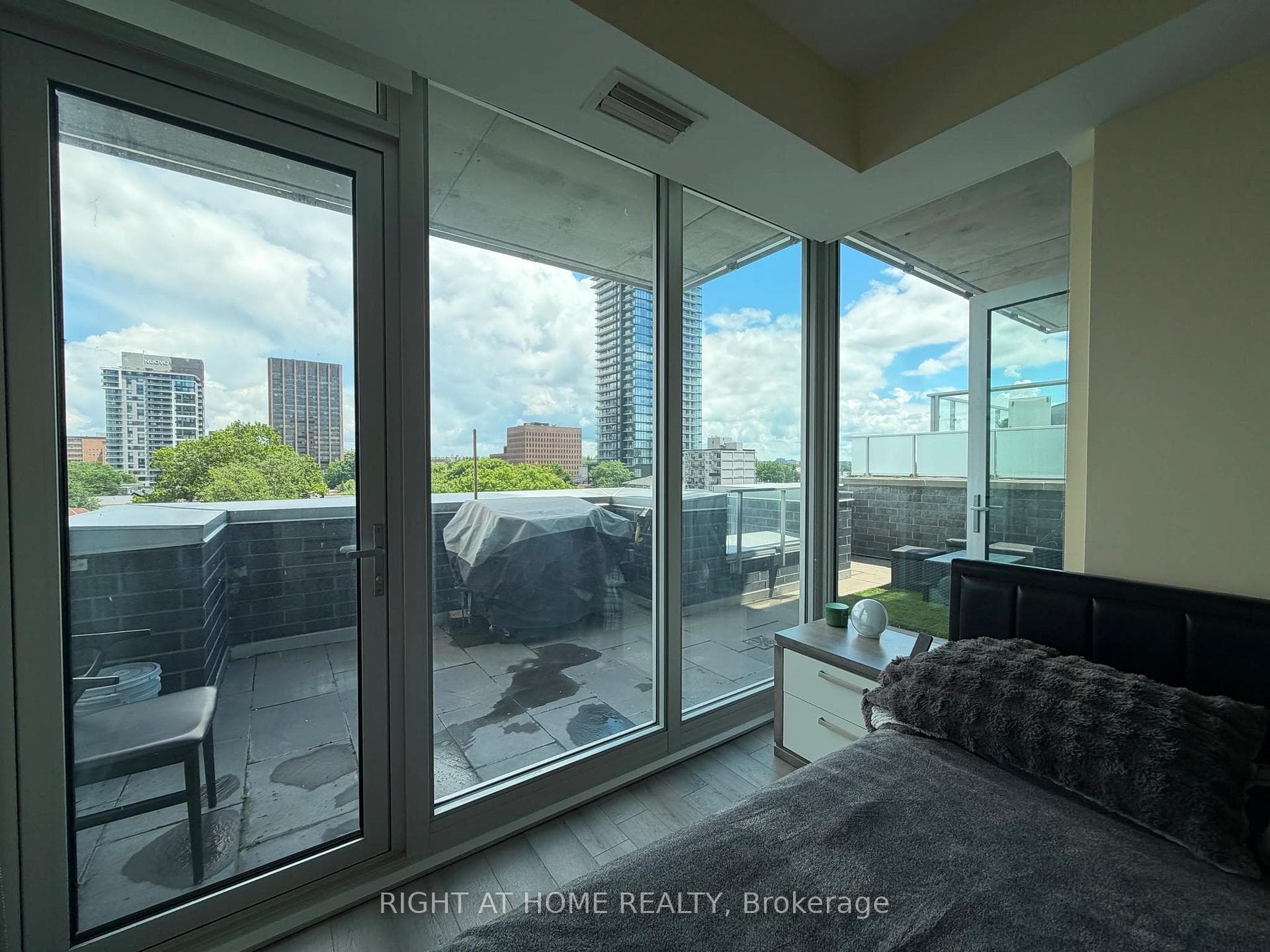 111 Champagne Avenue Unit 309 photo 13