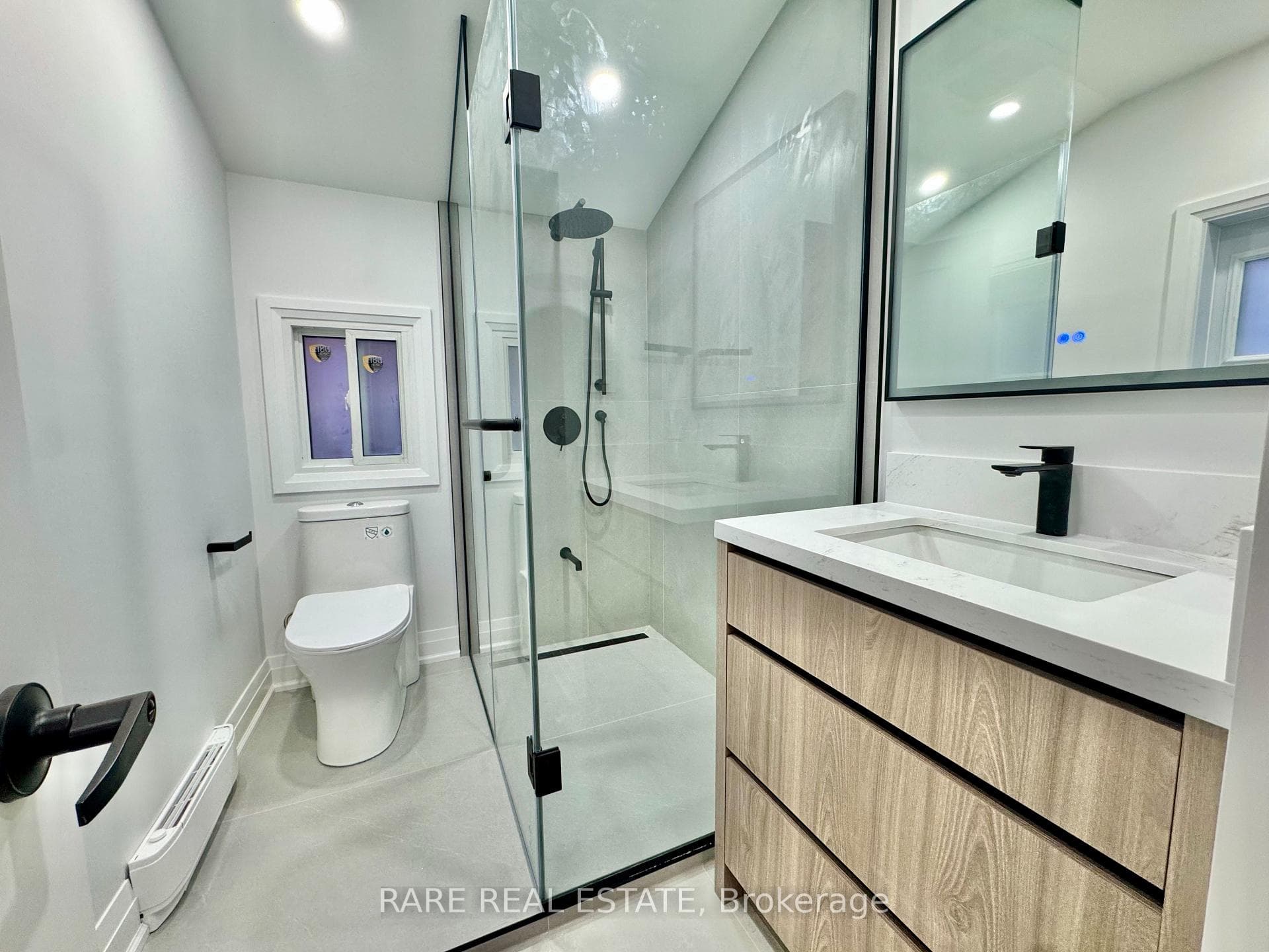 783 Dovercourt Road Unit B (Main) photo 11