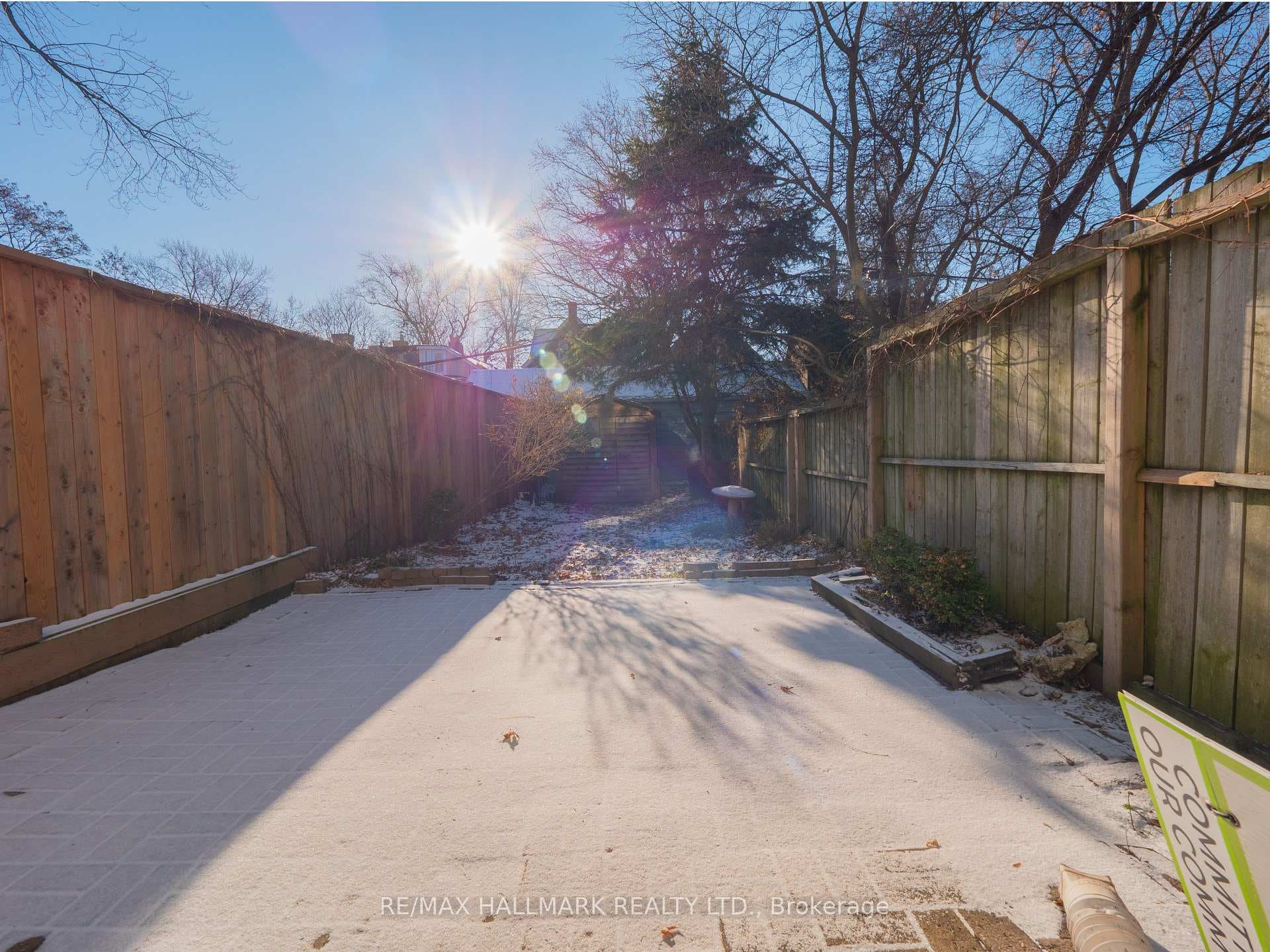 115 Victor Avenue photo 41