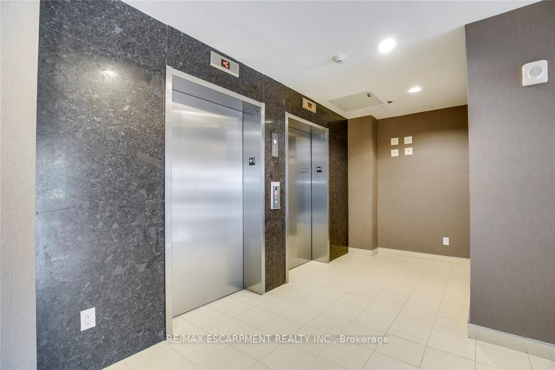 5001 Corporate Drive Unit 501 photo 5