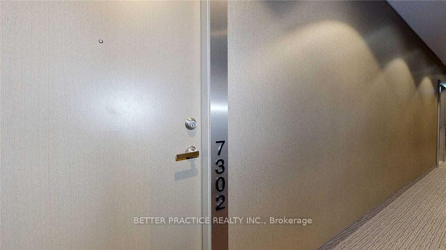 88 Harbour Street Unit 7302 photo 7
