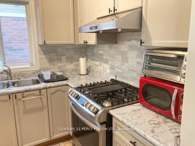 27 Whitewater Street photo 13