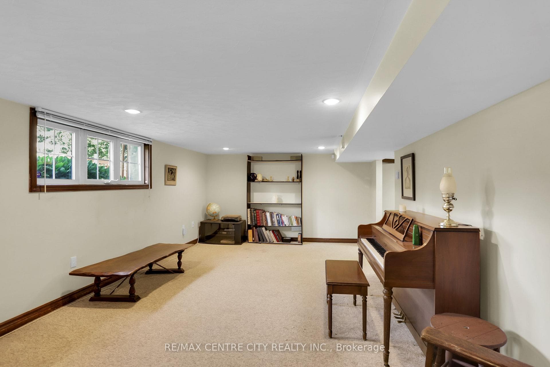 Note Window Sizes Lower Level Family Room!