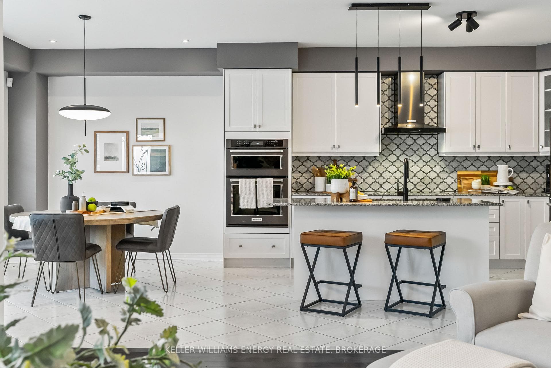 196 Kenneth Cole Drive photo 11