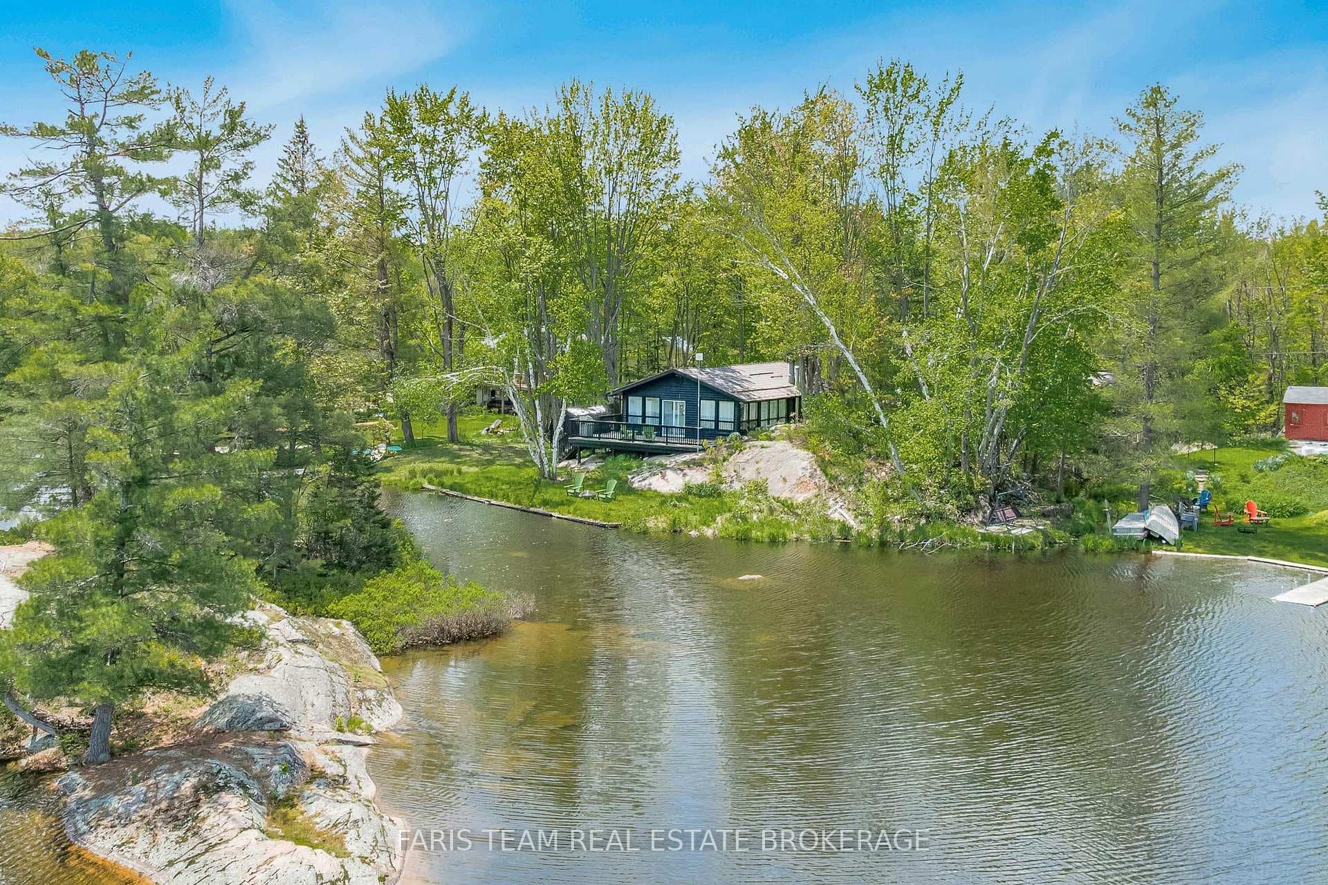 1010 Sanderson Road photo 2