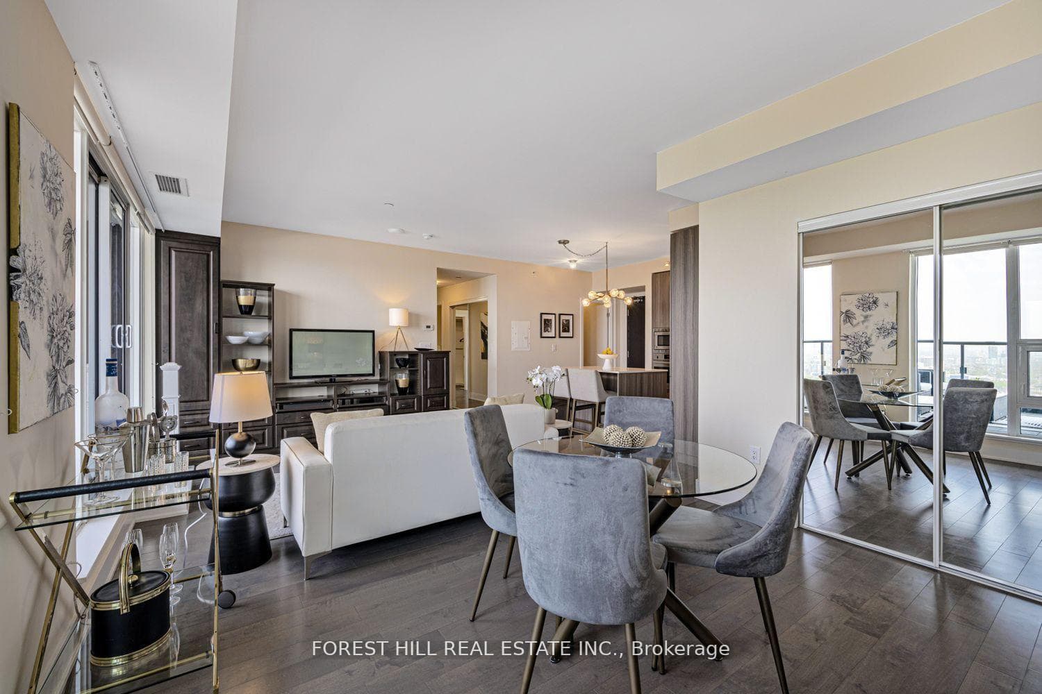 955 Bay Street Unit 3206 photo 10