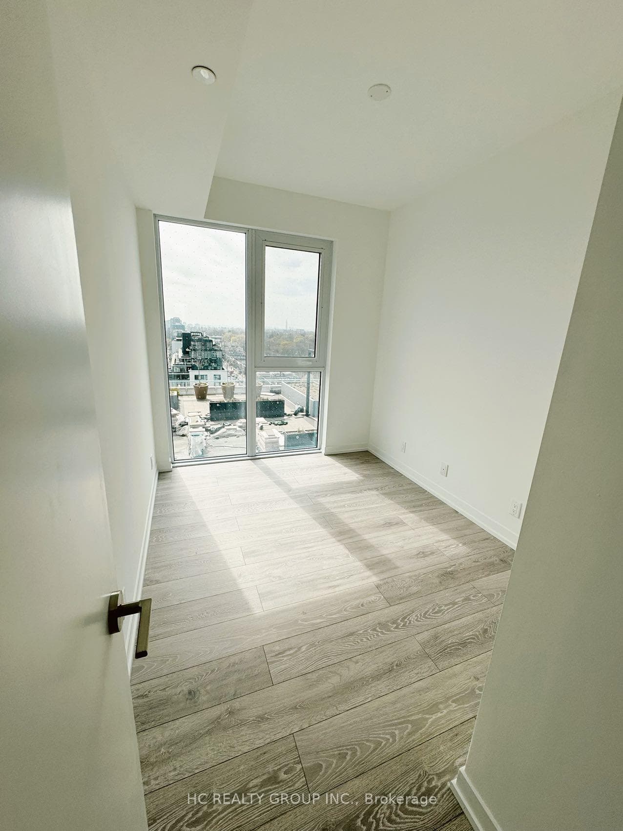 2020 Bathurst Street Unit 1105 photo 12