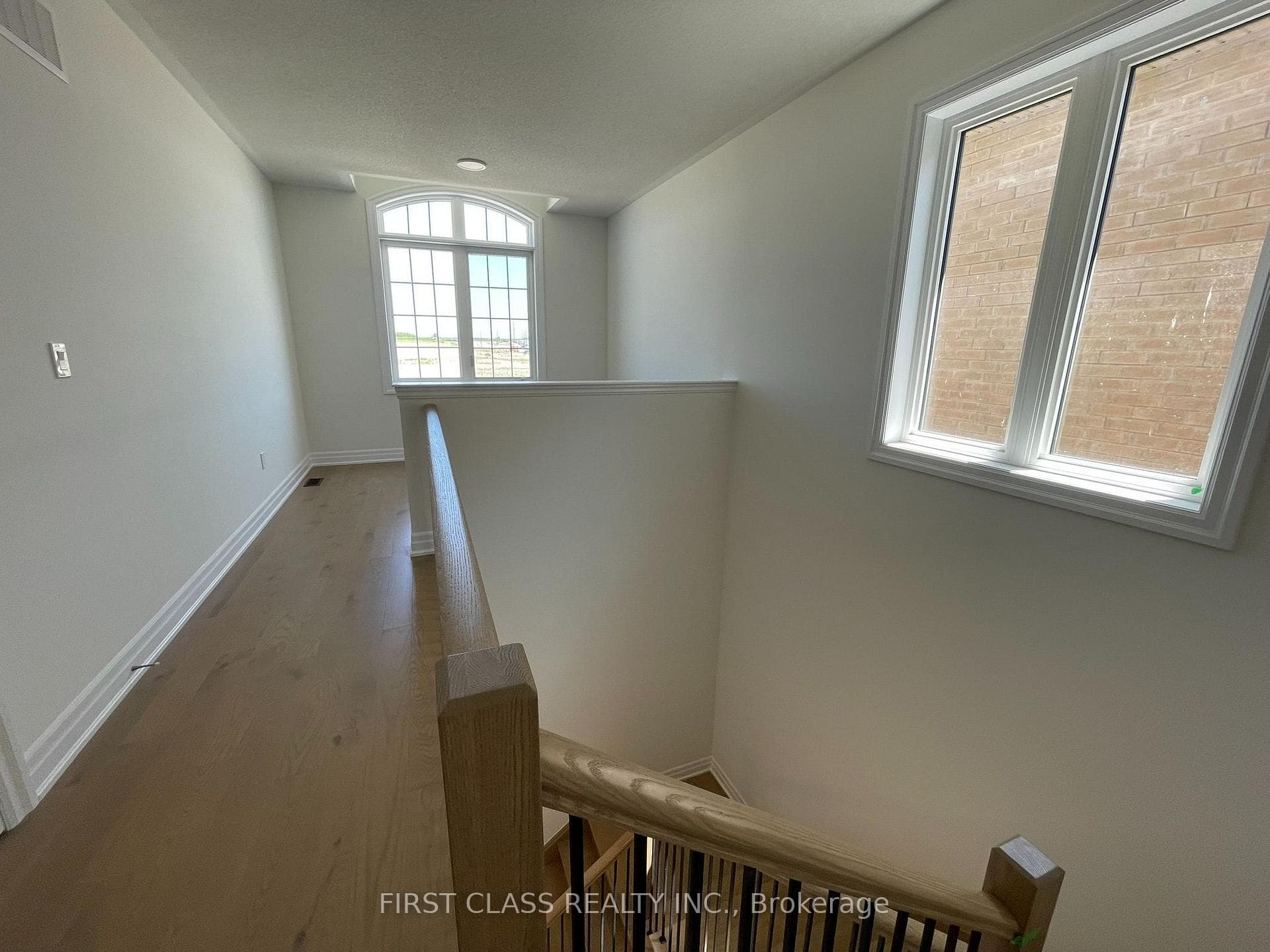 68 Thomas Smith Street photo 23